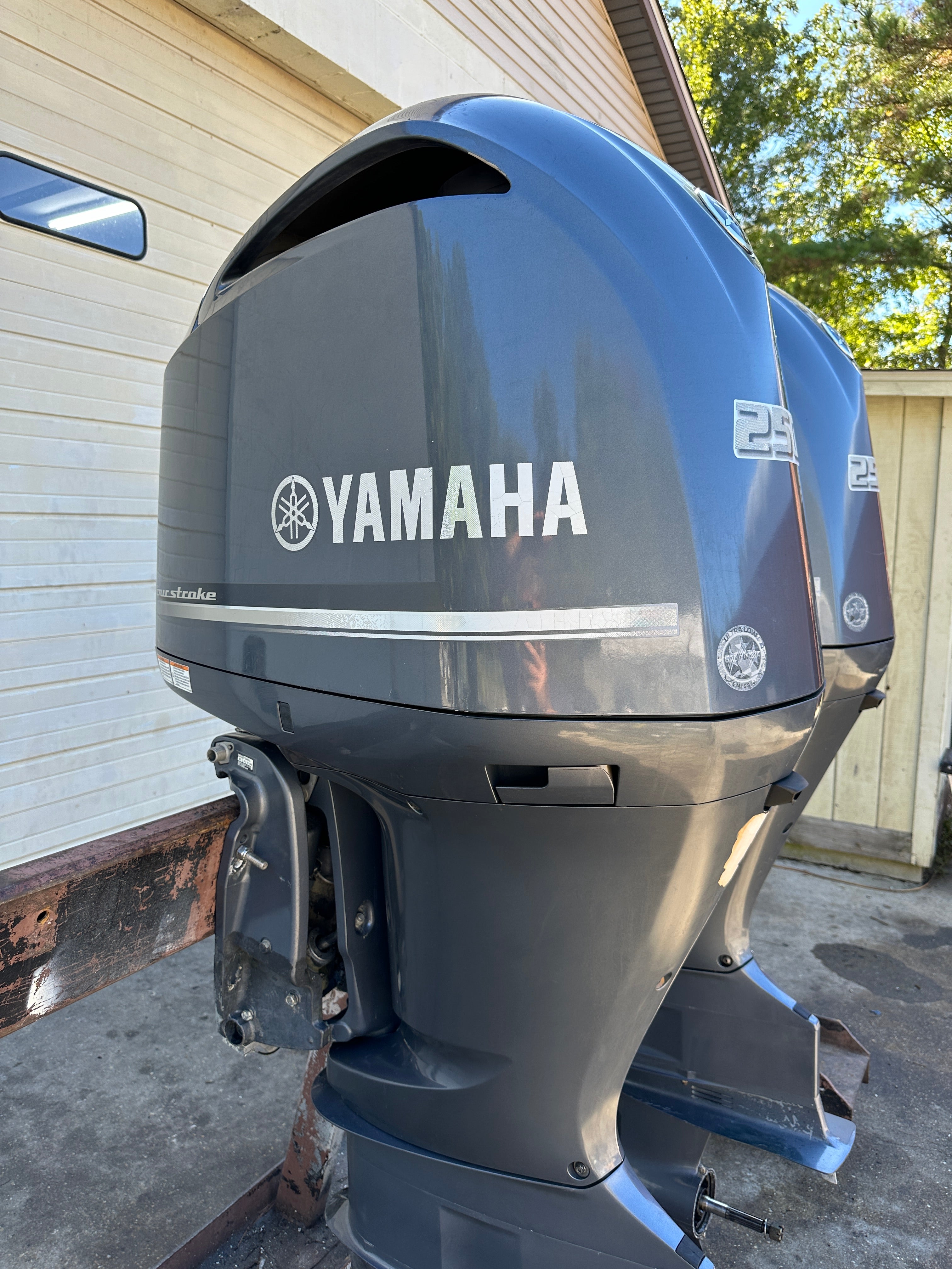 2016 Yamaha F250 250HP 4 Stroke Outboard Pair 30" Shaft W/ Digital Controls