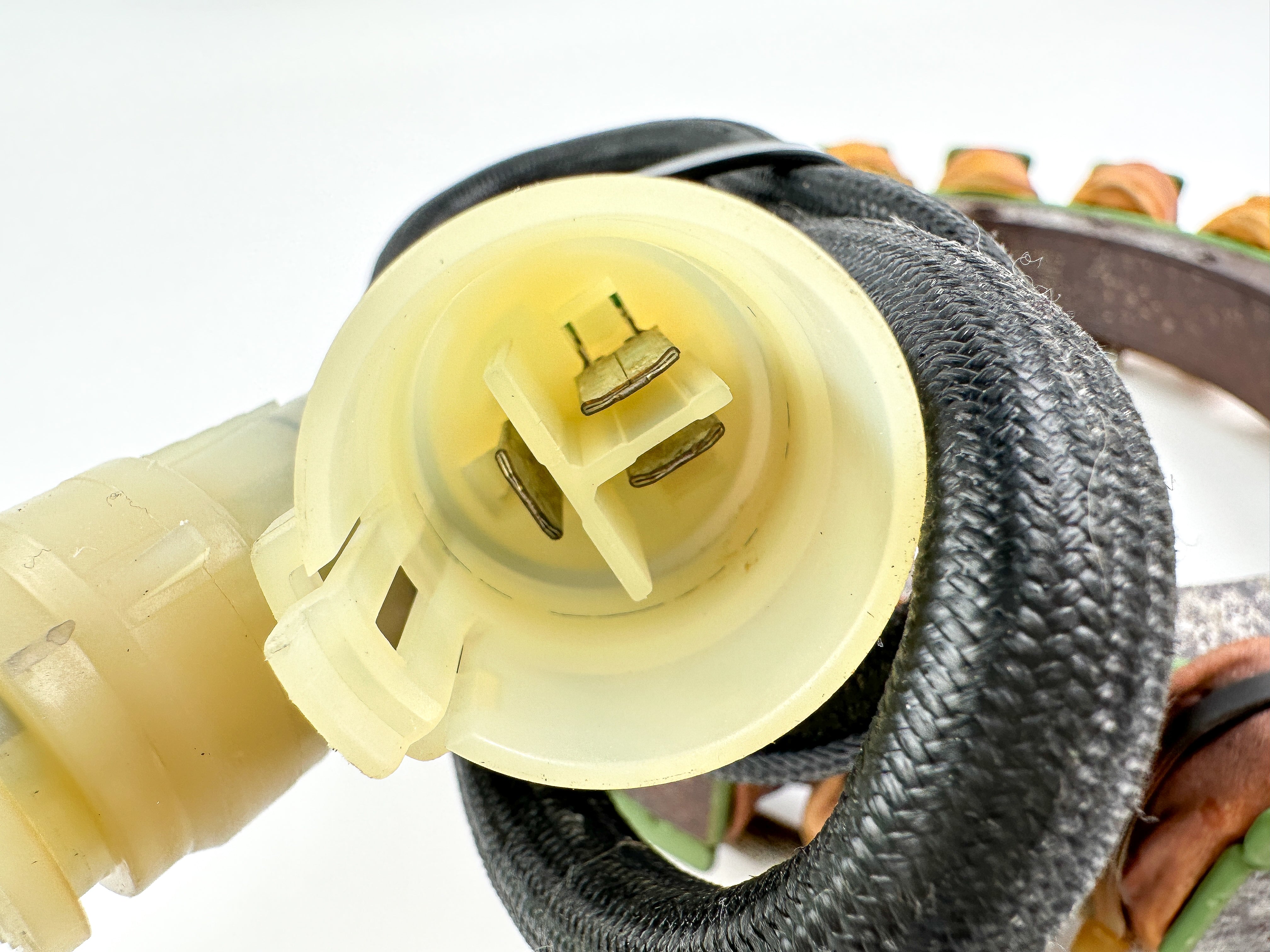 2003-2010 Yamaha 200 225 HP 4 Stroke Outboard Stator 69J-81460-01-00