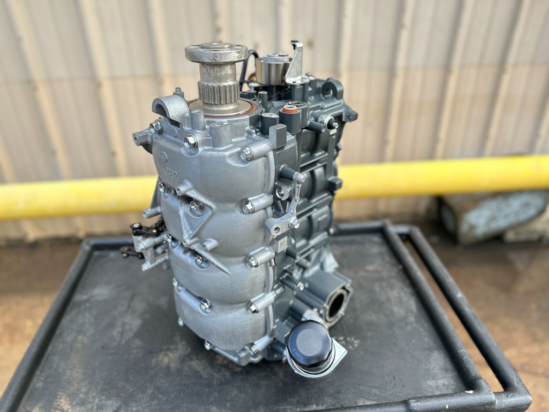 2016 Yamaha 115 HP 4 Stroke Outboard Crankcase Short Block Assembly 6EK-W009B-02-9S OEM