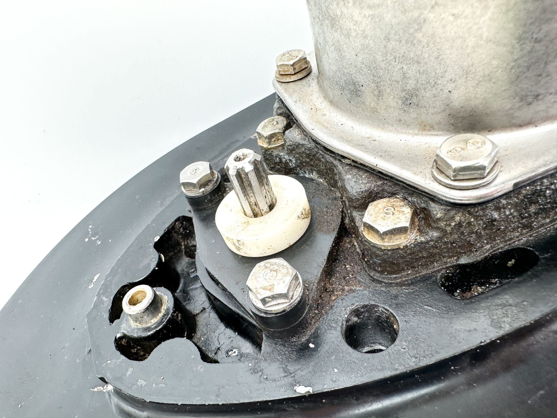 1999-2006 Mercury 75 90 115 HP 4 Stroke 20" Long Lower Unit 2.07:1 9011J2