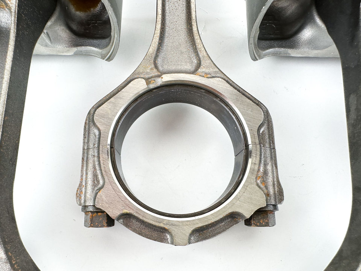 2012 Yamaha 250 HP 4 Stroke Outboard Piston & Connecting Rod Set 6CB-W1165-00-00 OEM