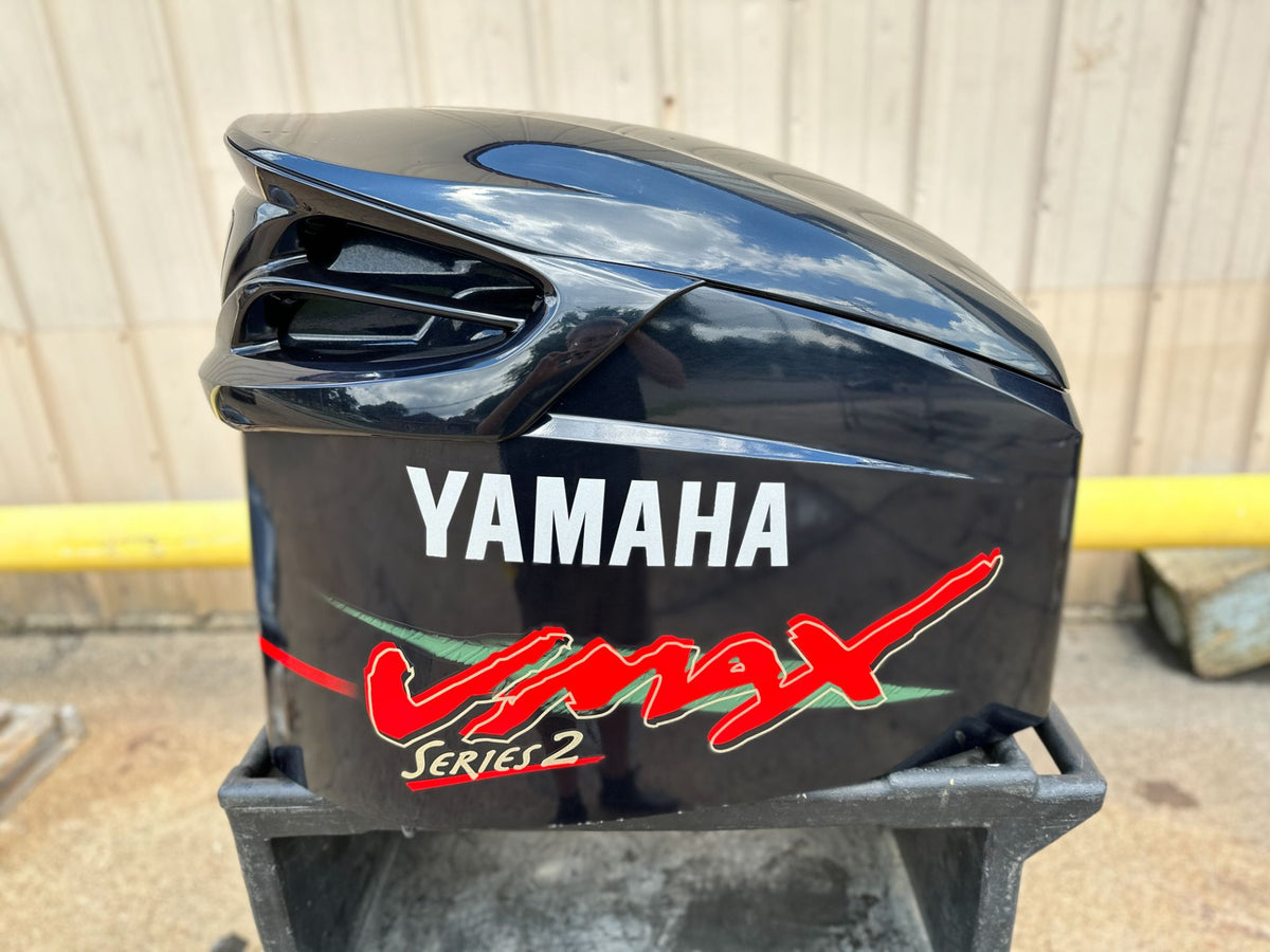 2009 Yamaha 225 HP 2 Stroke Outboard Top Cowling 60Y-42610-01-NA OEM