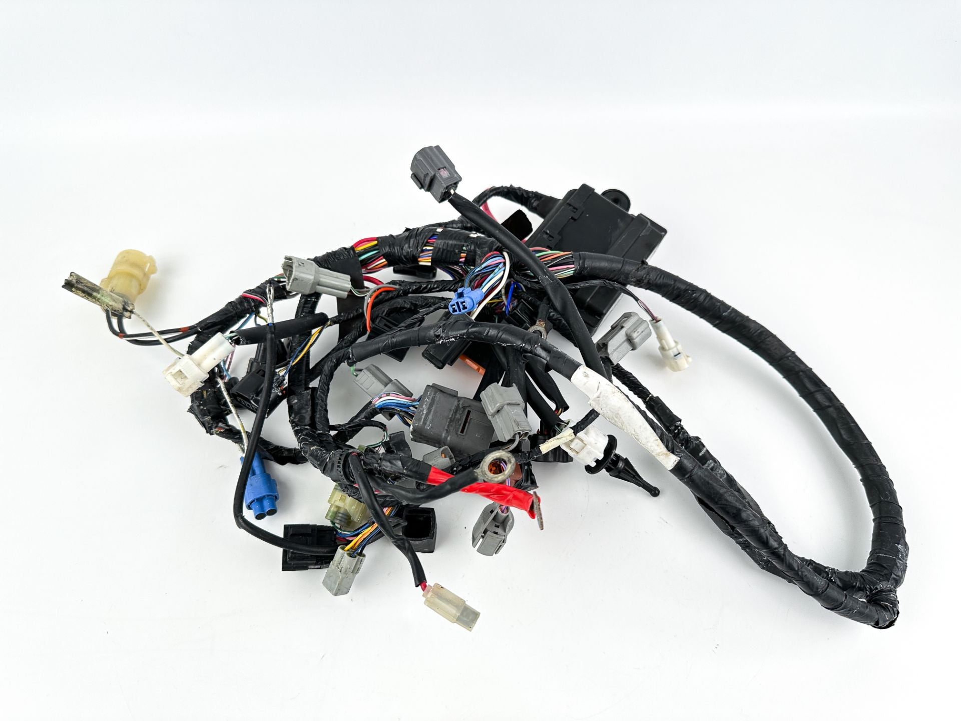 2018 Suzuki 115 HP 4 Stroke Outboard Engine Wire Harness 36610-92J22 OEM