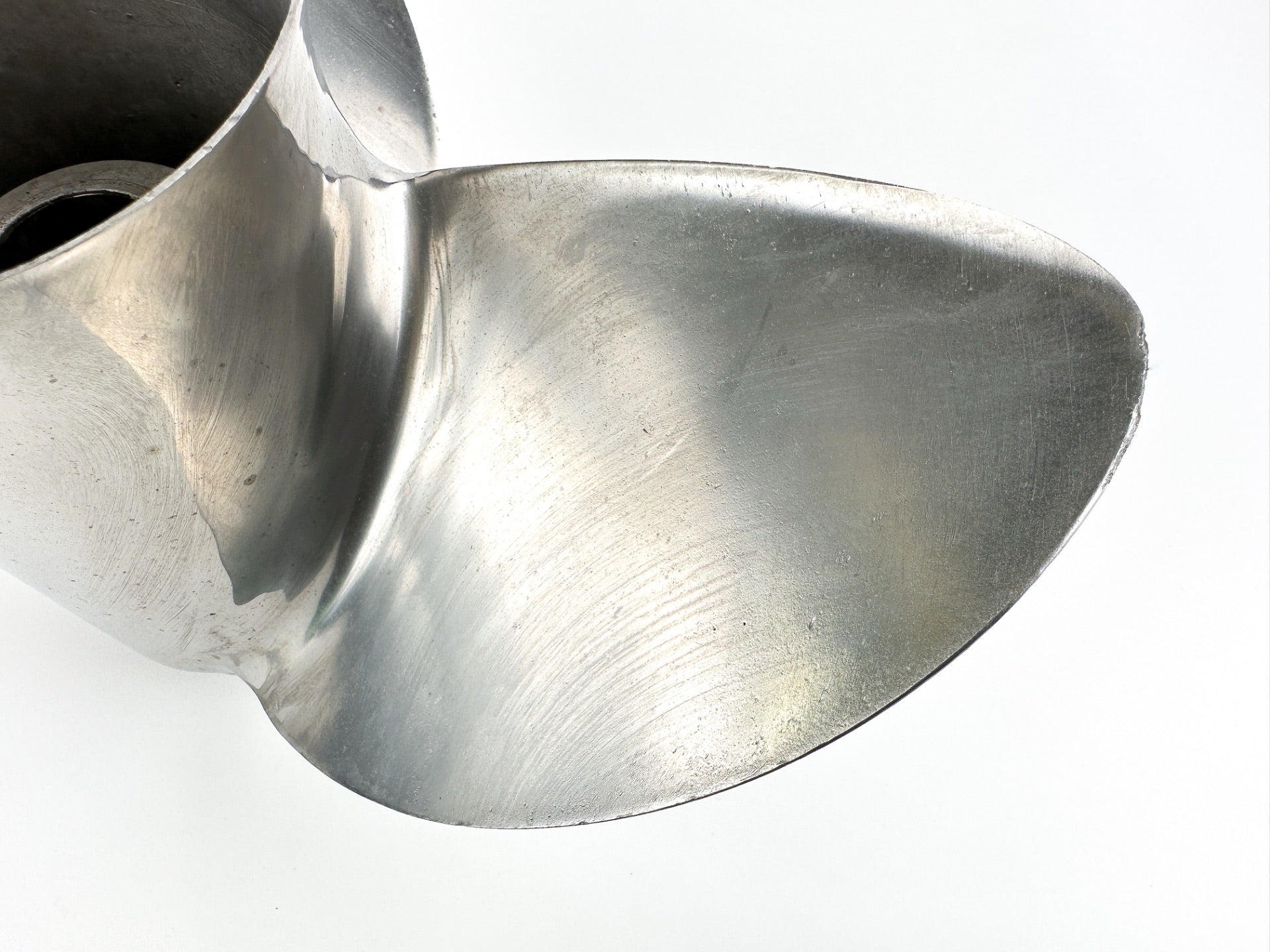 Michigan Wheel Apollo 3 Blade Stainless Steel Prop Propeller 15 1/2" X 17P RH