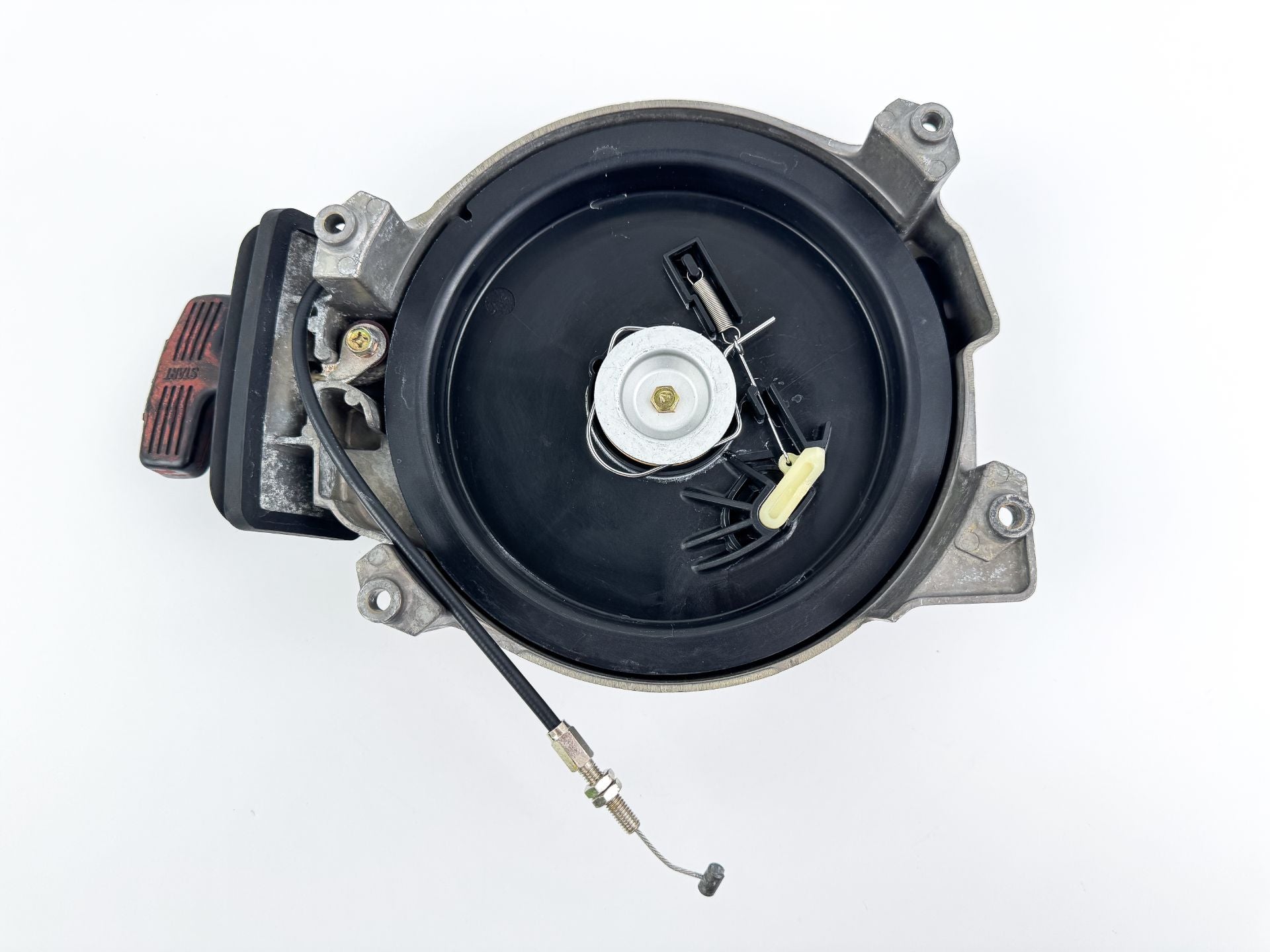 2004 Honda 25 HP 4 Stroke Outboard Rope Pull Starter 28400-ZV7-013 OEM