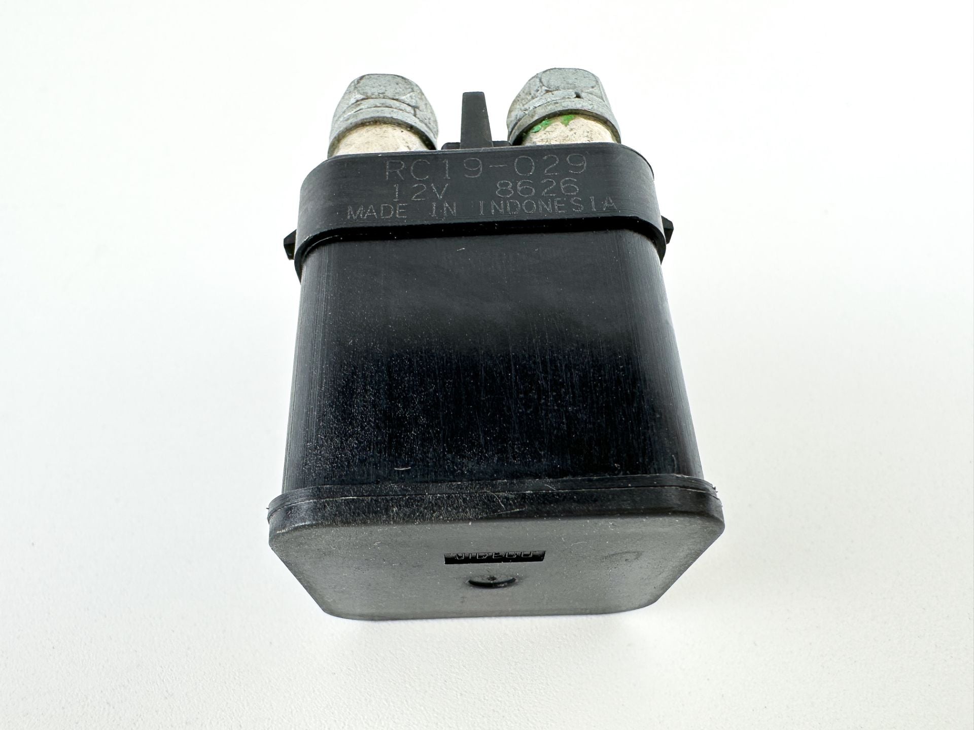 2005 Yamaha 115 HP 4 Stroke Outboard Starter Relay 68V-8194A-00-00 OEM