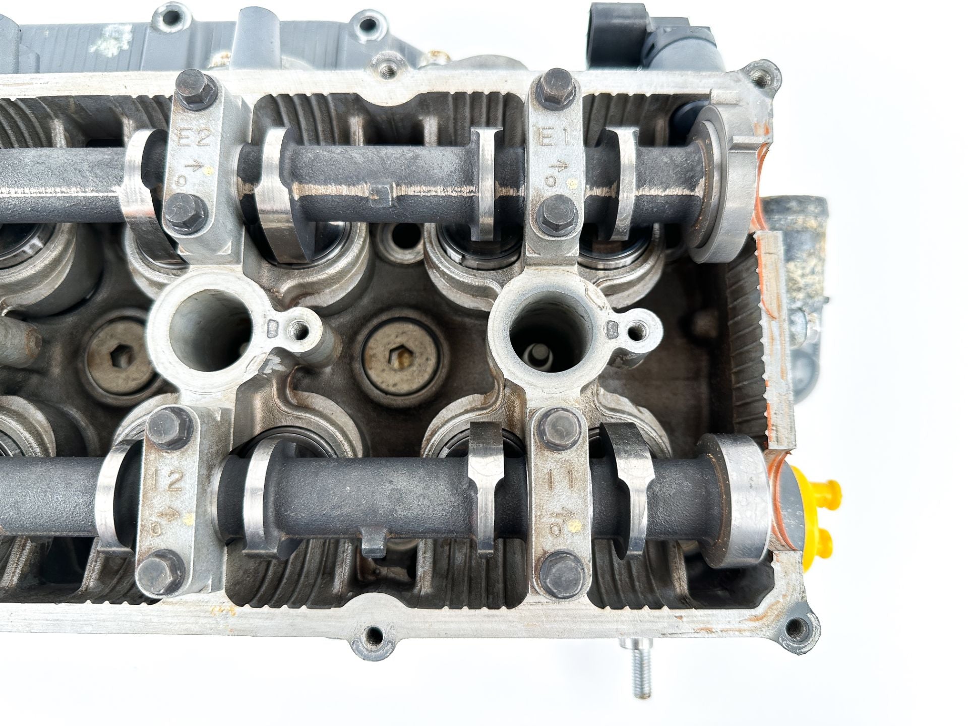 2005 Suzuki 115 HP 4 Stroke Outboard Cylinder Head 11100-90J11 OEM