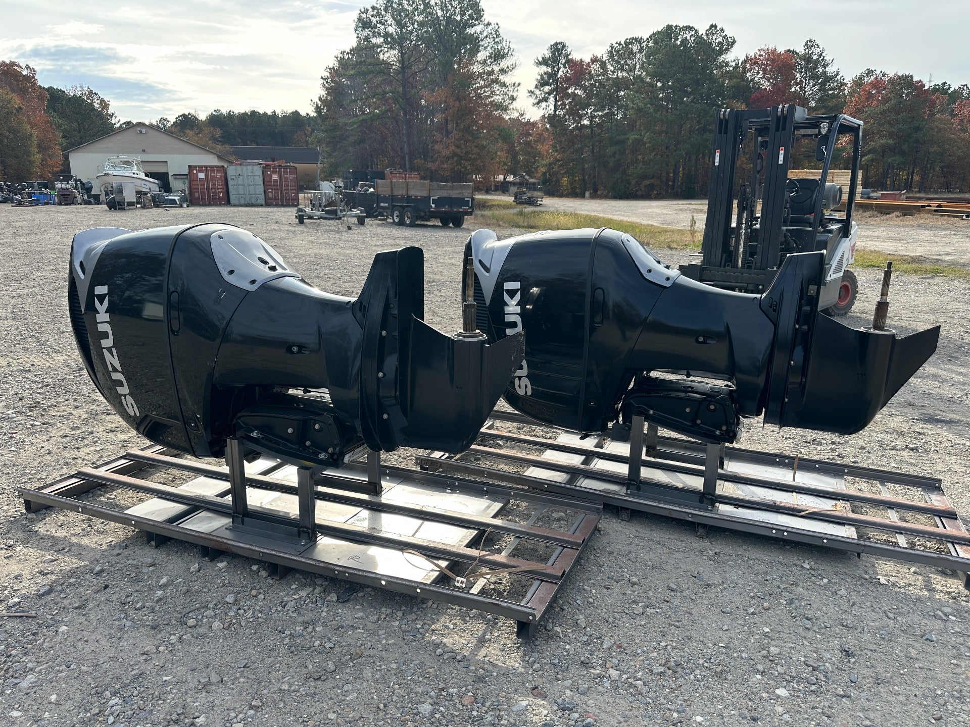 2019 Suzuki DF350 350HP 4 Stroke Outboard Engine Pair / Set 25" Shafts - Need Work