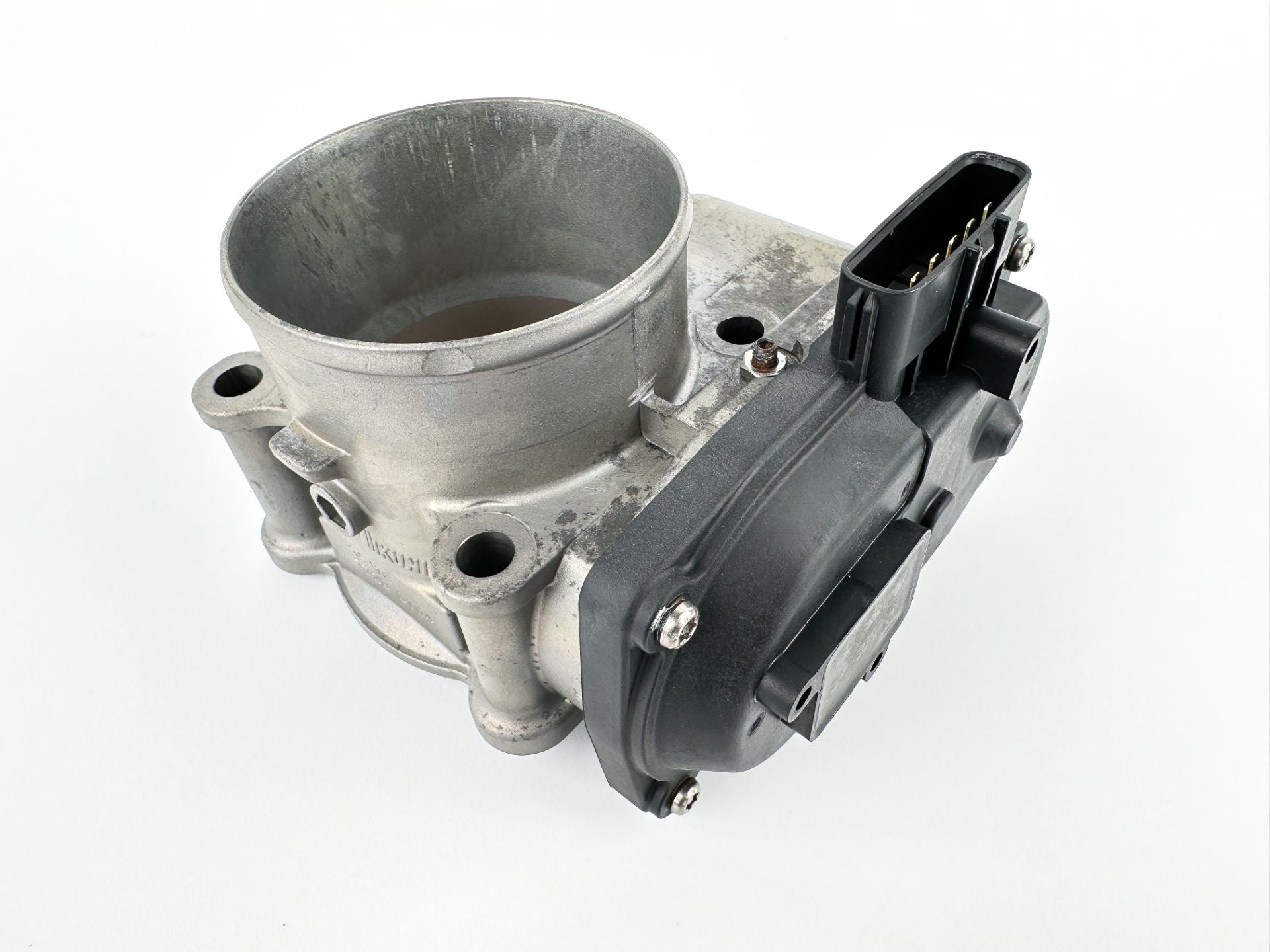 2018 Suzuki 200 HP 4 Stroke Outboard Throttle Body Assembly 13300-96J11 OEM