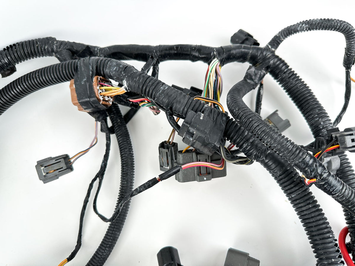 2004 Yamaha 150 HP 2 Stroke Outboard Engine Wire Harness 68F-82590-40-00 OEM