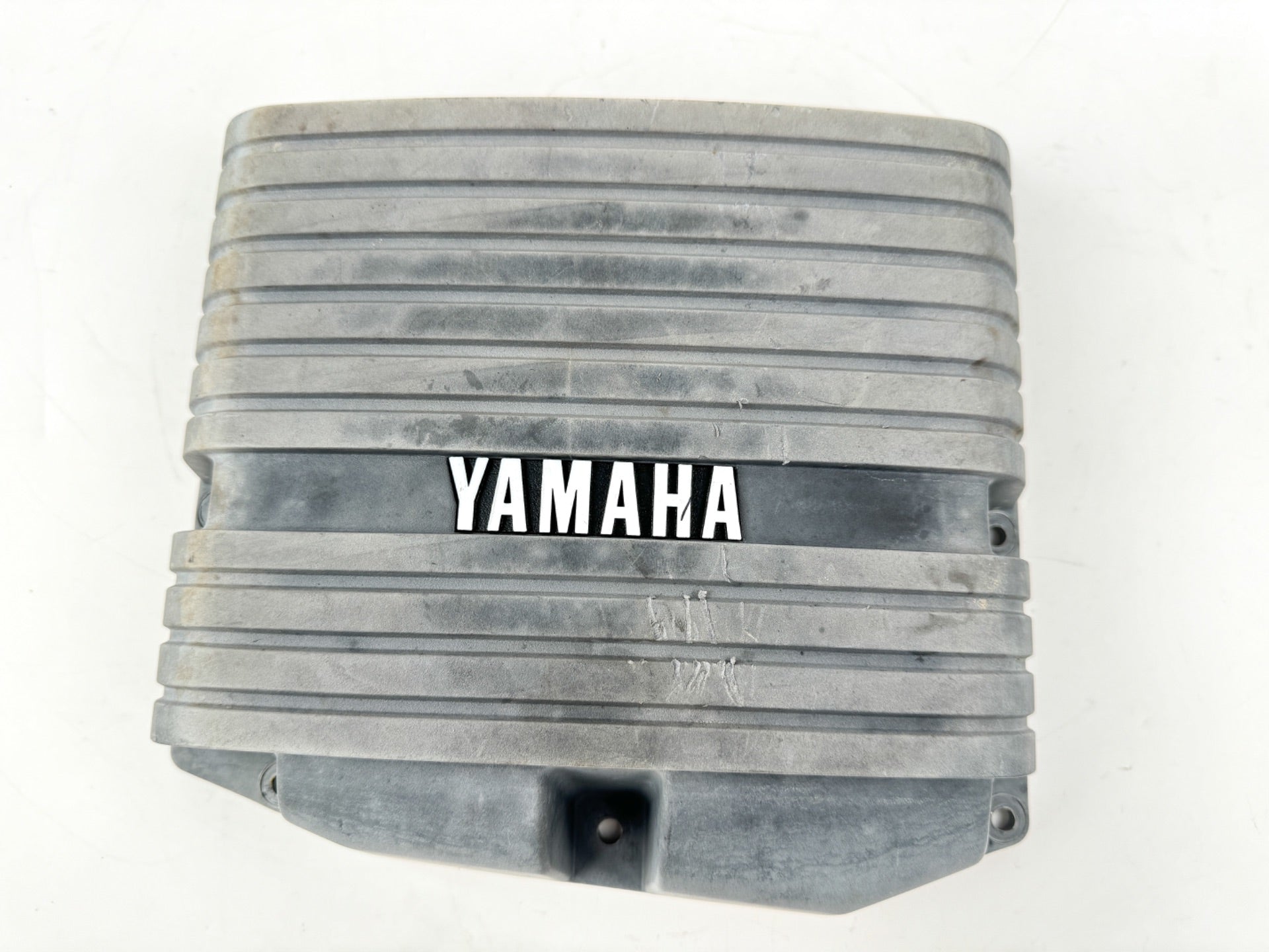 1989 Yamaha 130 HP 2 Stroke Outboard Intake Air Silencer Assembly 6E5-14418-00-00 OEM