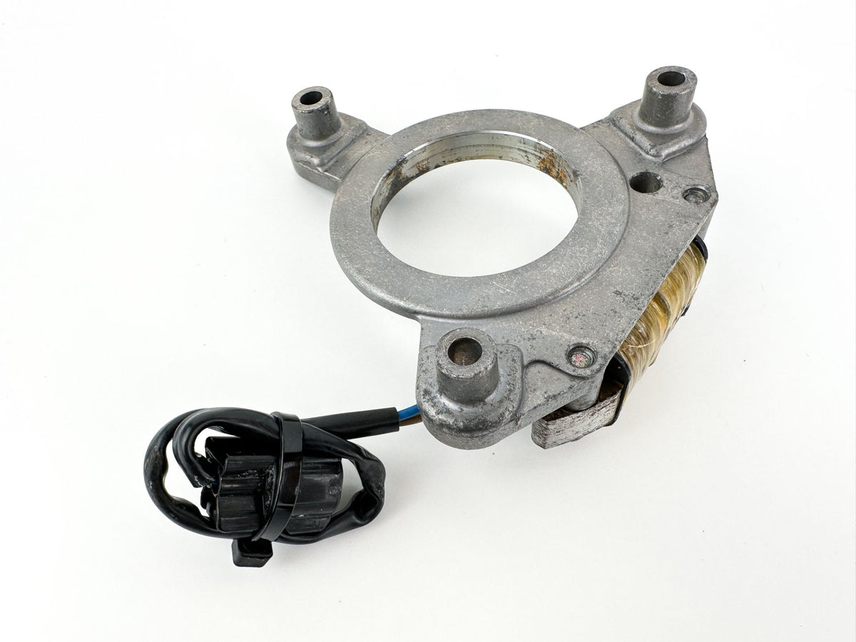 2003 Yamaha 70 HP 2 Stroke Outboard Charge Lighting Coil Pulser Assembly 6H2-85520-01-00 OEM