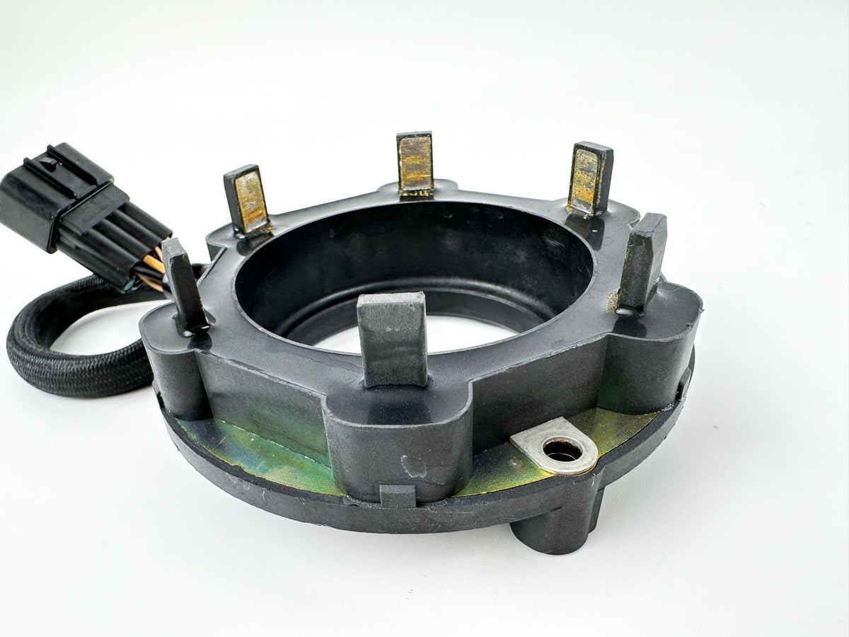 2004 Yamaha 150 HP 2 Stroke Outboard Coil Pulser 60V-85580-00-00 OEM