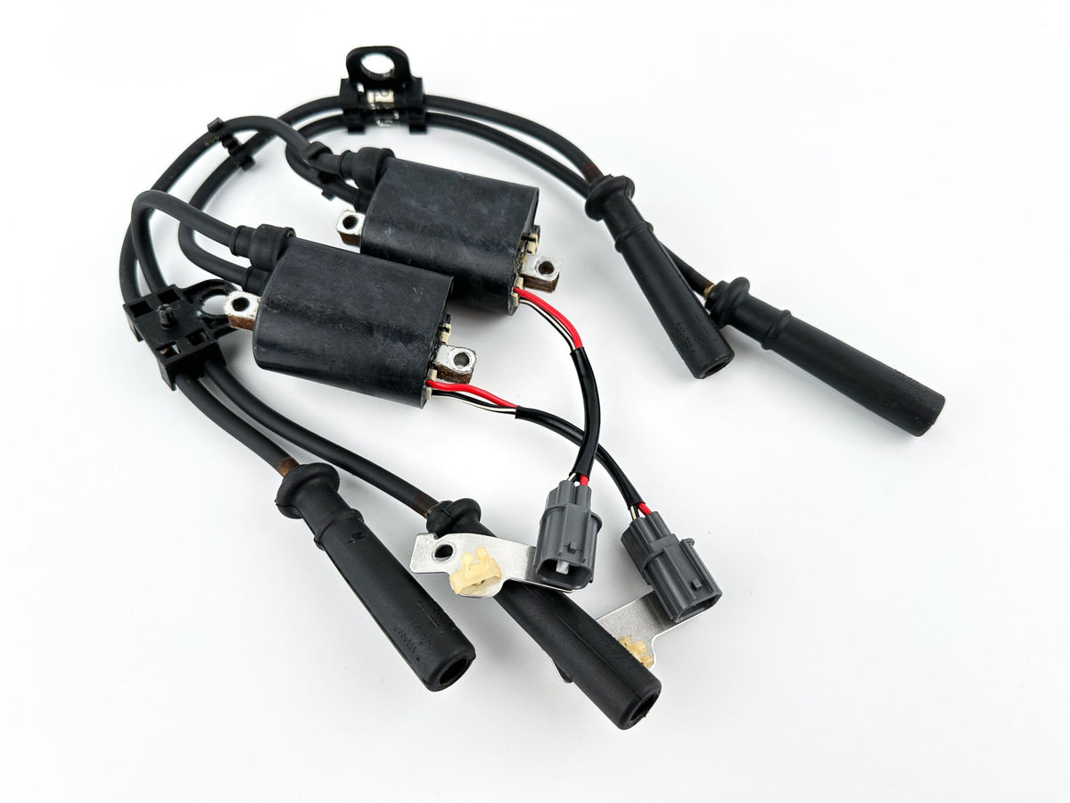 2002 Yamaha 115 HP 4 Stroke Outboard Ignition Coil Set 68V-82310-00-00 OEM