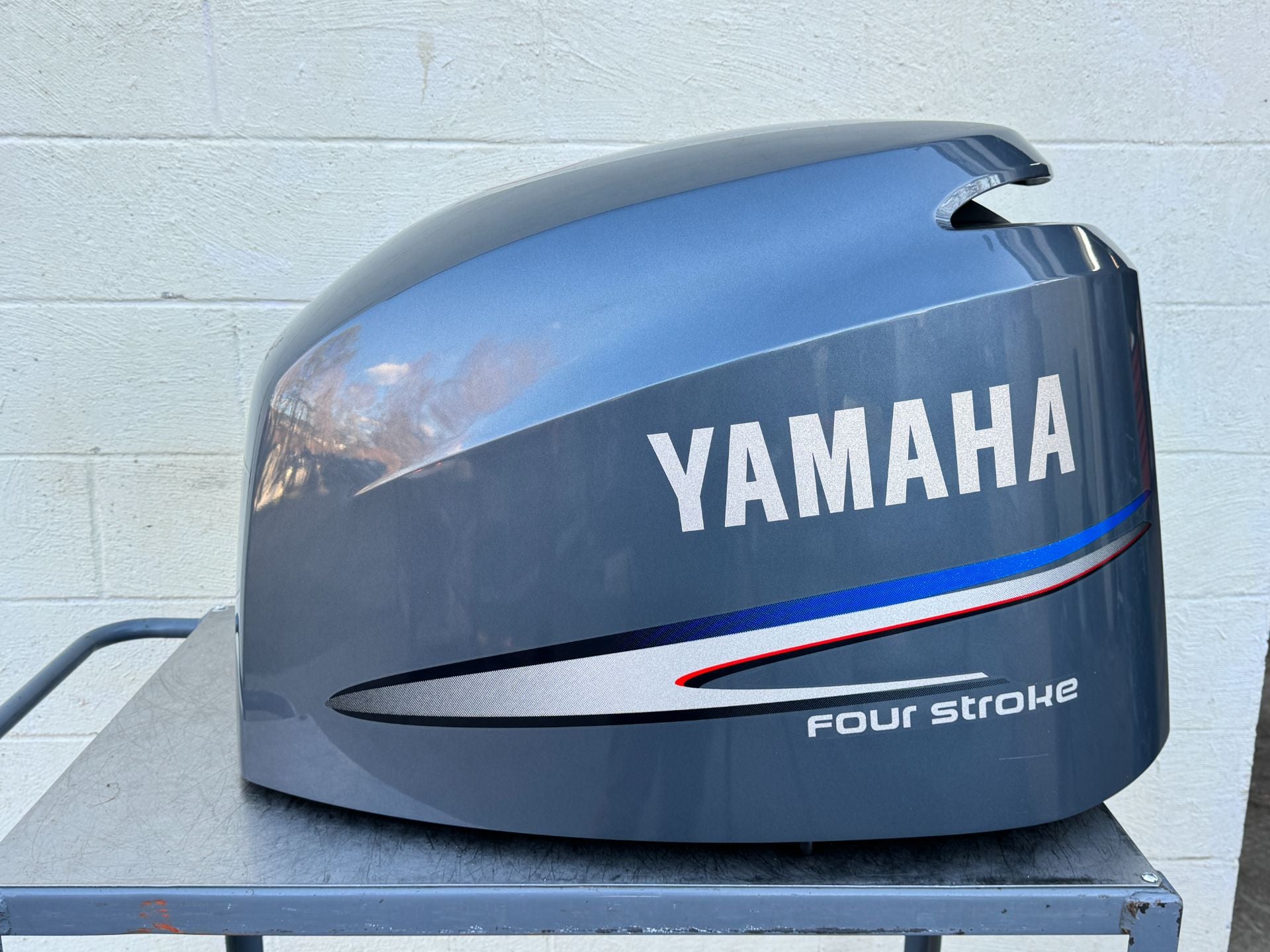 2002-2009 Yamaha 225HP 4 Stroke Outboard Top Cover Cowling Hood