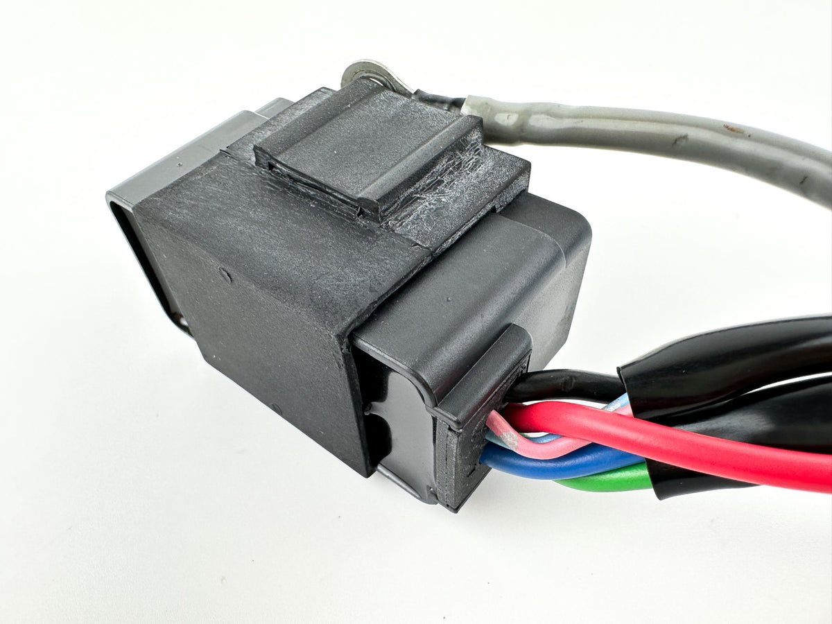 2007 Suzuki 175 HP 4 Stroke Outboard Starter Relay 38410-93J13 OEM