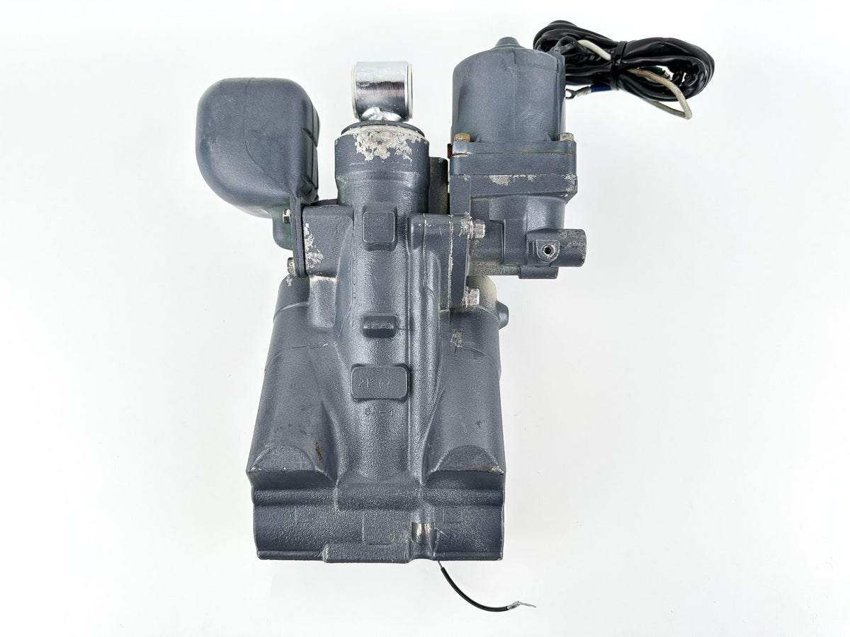 Yamaha 150HP Outboard Engine Power Trim & Tilt Unit Assembly 63P-43800-23-00