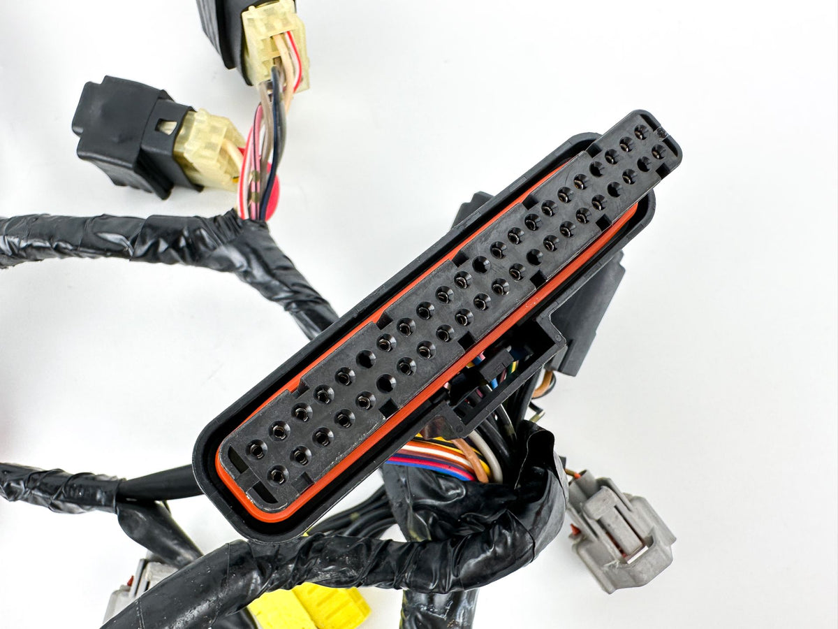2008 Suzuki 115 HP 4 Stroke Outboard Engine Wire Harness 36610-90J92 OEM