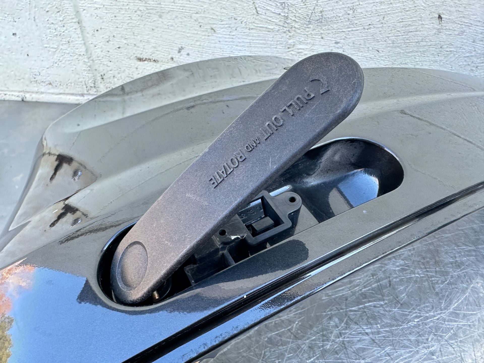 2016 Suzuki 175 HP 4 Stroke Outboard 25" XL Cowling Set Oil Pan Cover