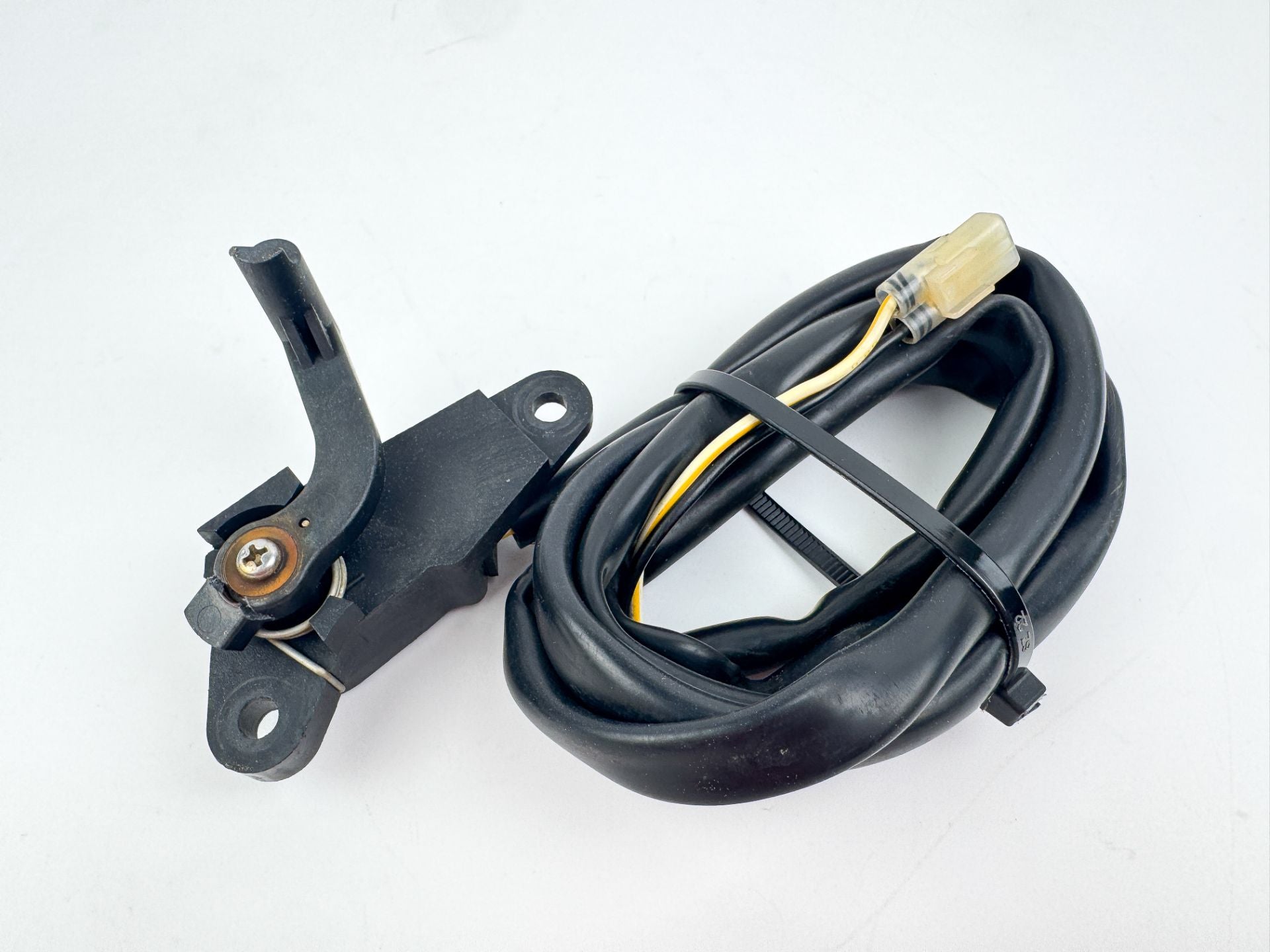 2007 Suzuki 115 HP 4 Stroke Outboard Trim Sender Unit Sensor 34804-99E00 OEM