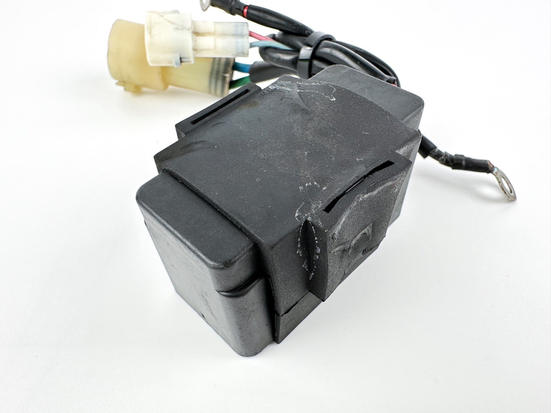 2004 Suzuki 115 HP 4 Stroke Outboard Trim Relay Harness  OEM