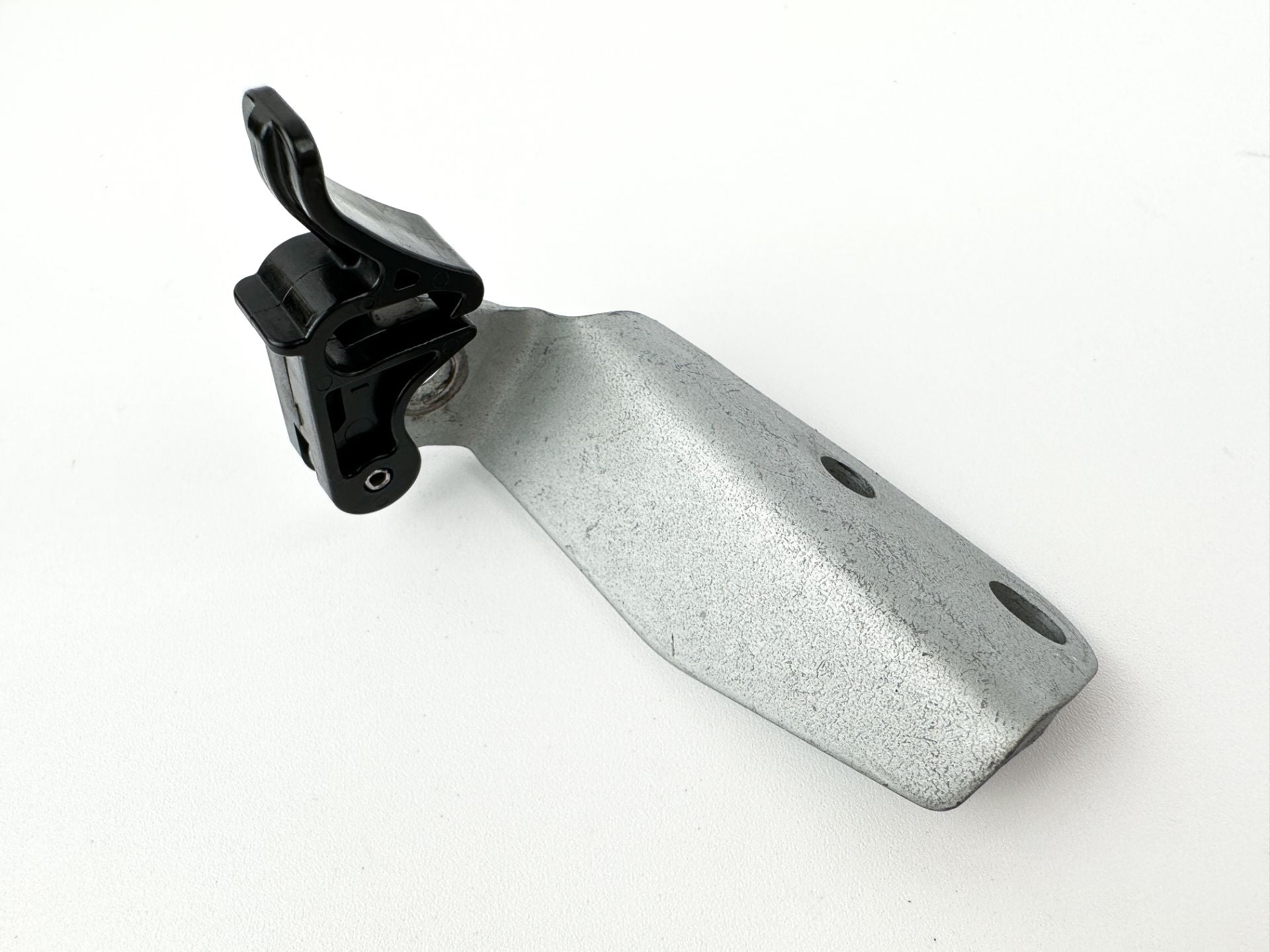 2016 Yamaha 115 HP 4 Stroke Outboard Cable Cover Grommet 6EK-42725-00-00 OEM