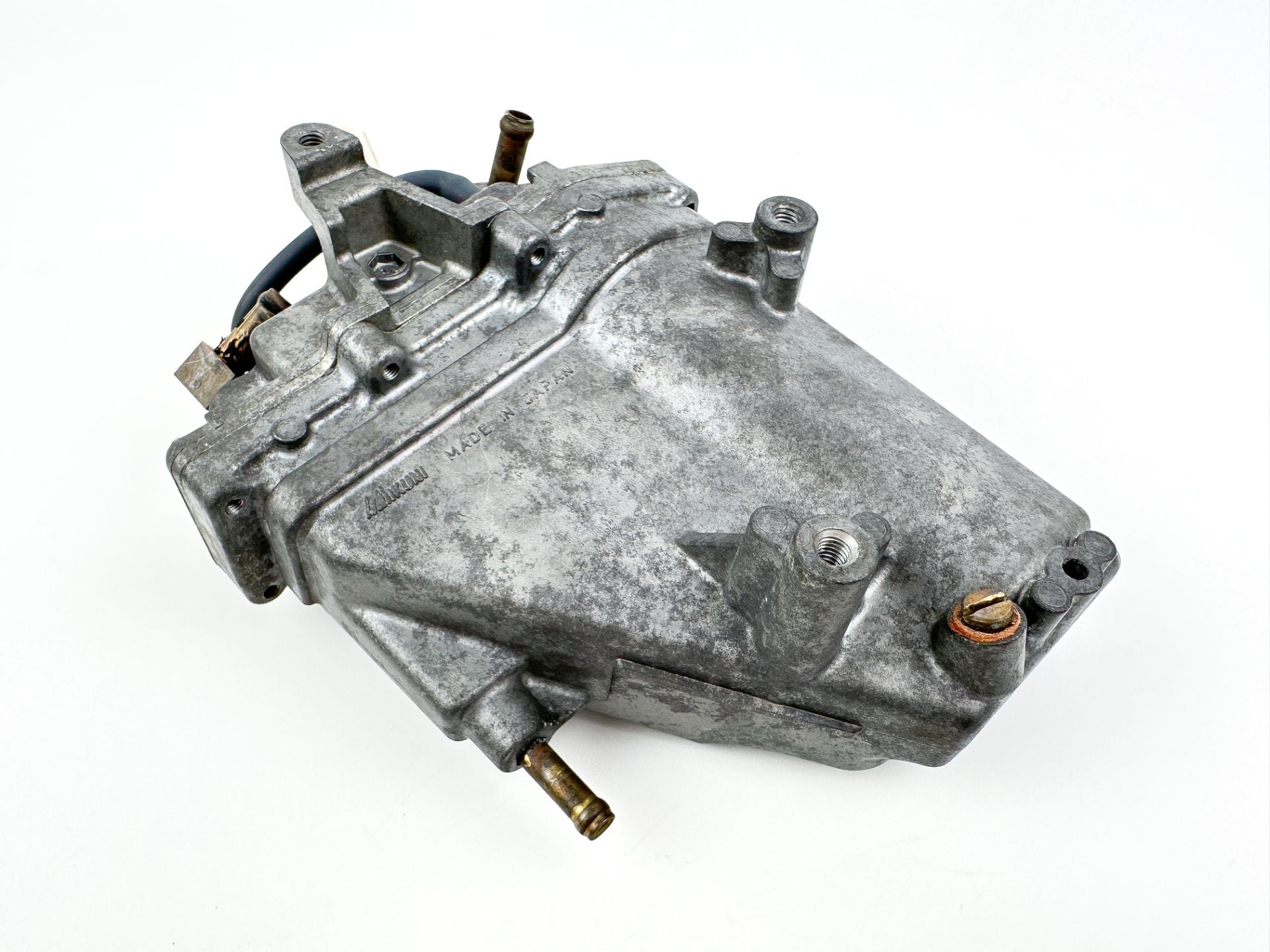 2000 Yamaha 115 HP 4 Stroke VST Float Chamber Assembly 68V-14180-00-00 Cleaned & Tested