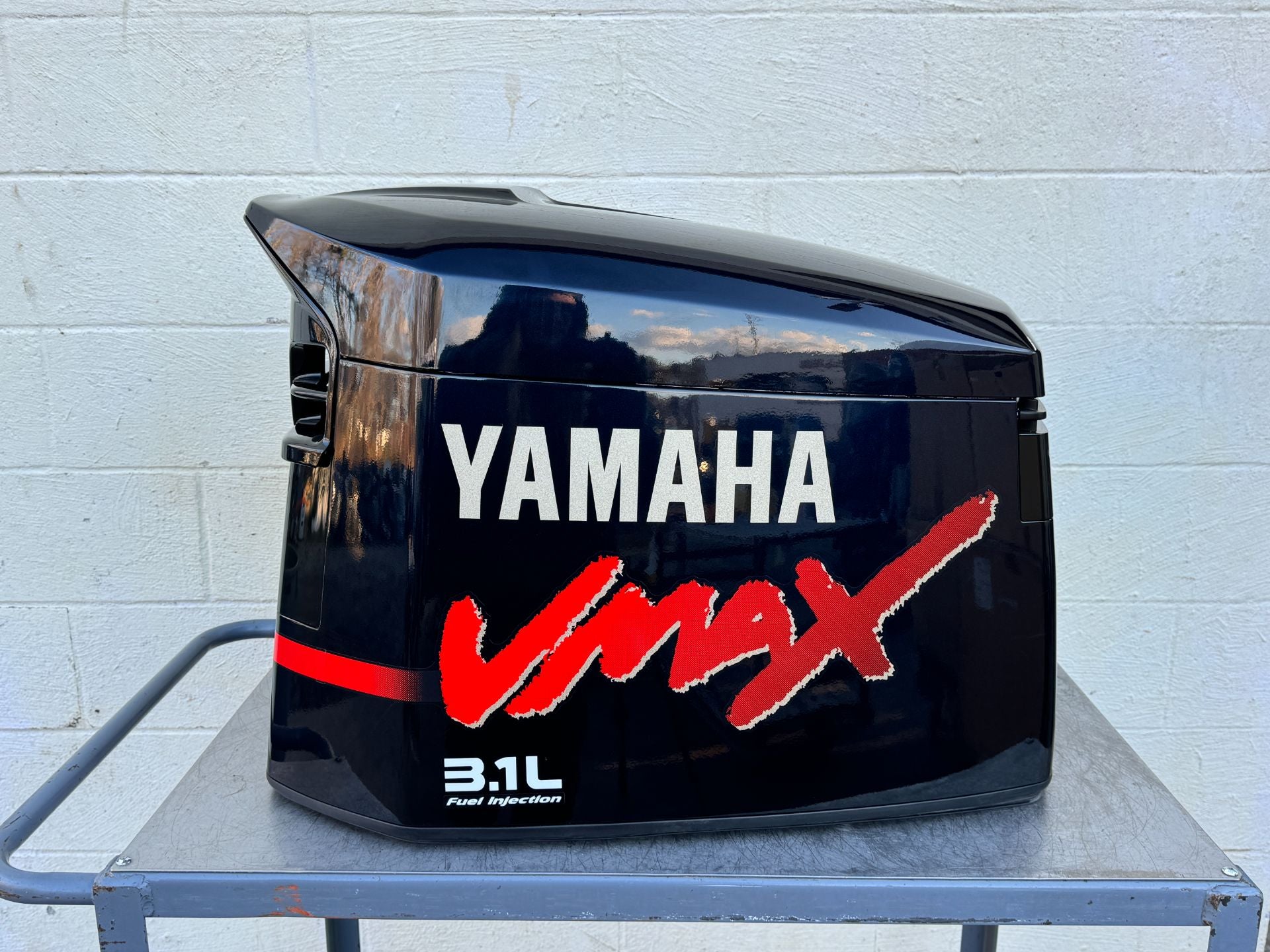 1998-2004 Yamaha Vmax 3.1L 225HP 2 Stroke Outboard Top Cover Cowling Hood