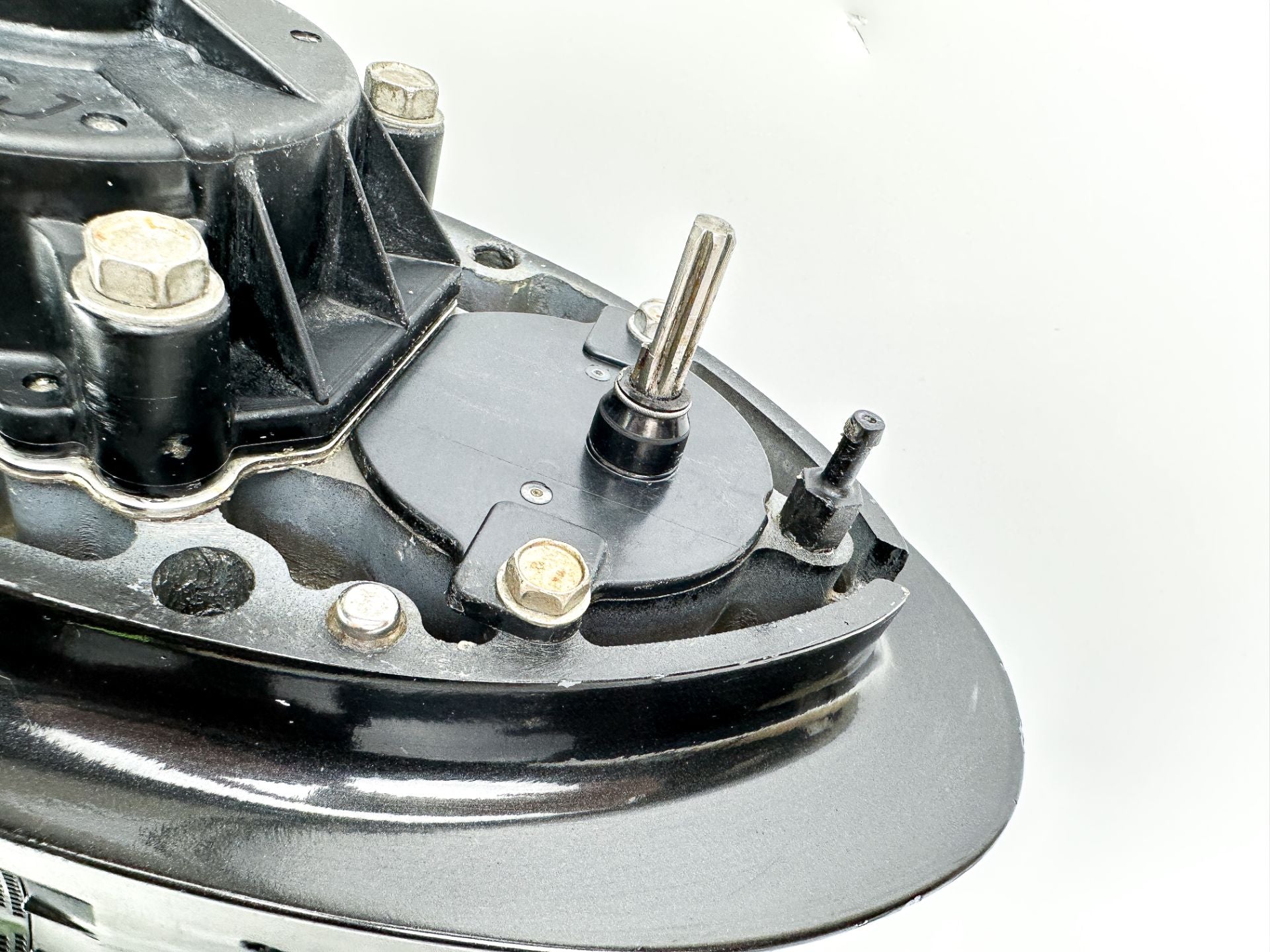 2016 Suzuki 175 HP 4 Stroke Outboard Lower Unit Gear Case 50040-96838-0EP OEM