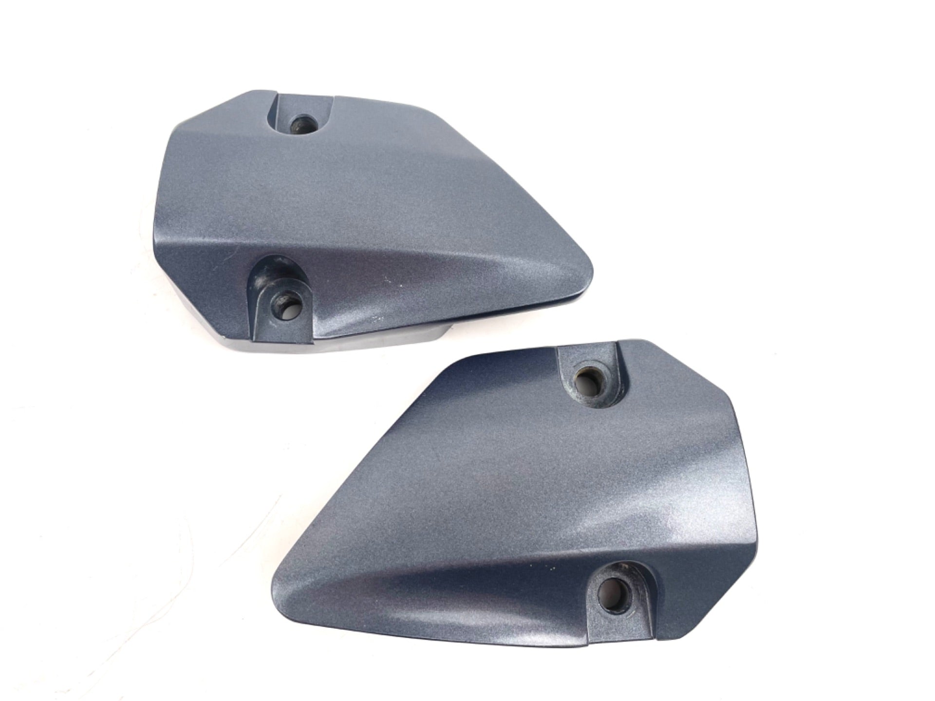 2016 Yamaha 150 HP 4 Stroke Outboard Lower Mount Covers Set 63P-44556-00-8D OEM