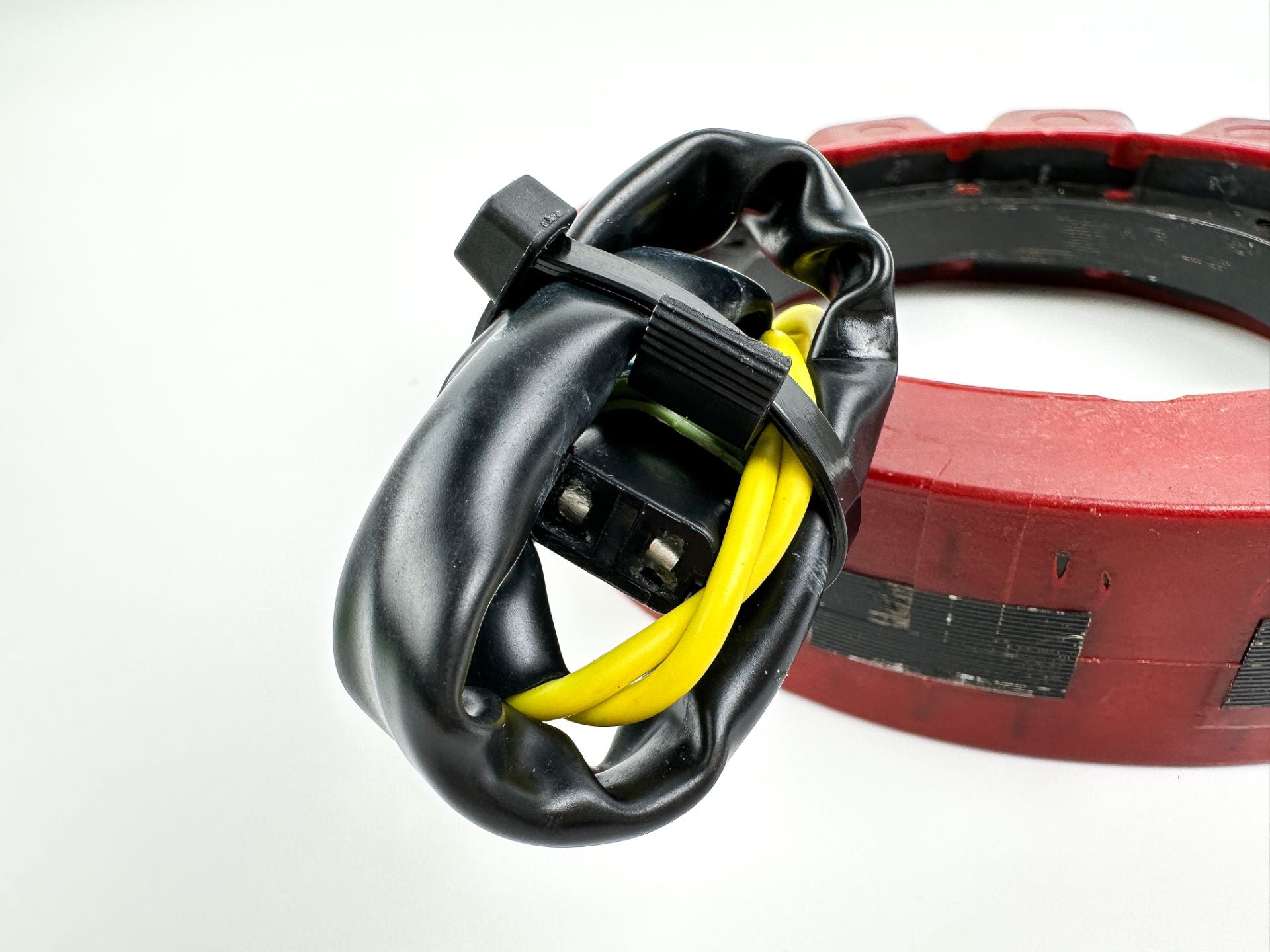 2004 Mercury 60 HP 4 Stroke Outboard Stator Assembly 878143T05 OEM