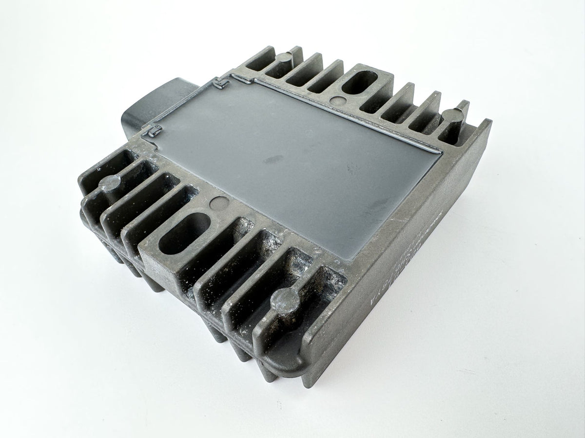 2006 Yamaha 90 HP 4 Stroke Outboard Rectifier & Regulator 68V-81960-00-00 OEM