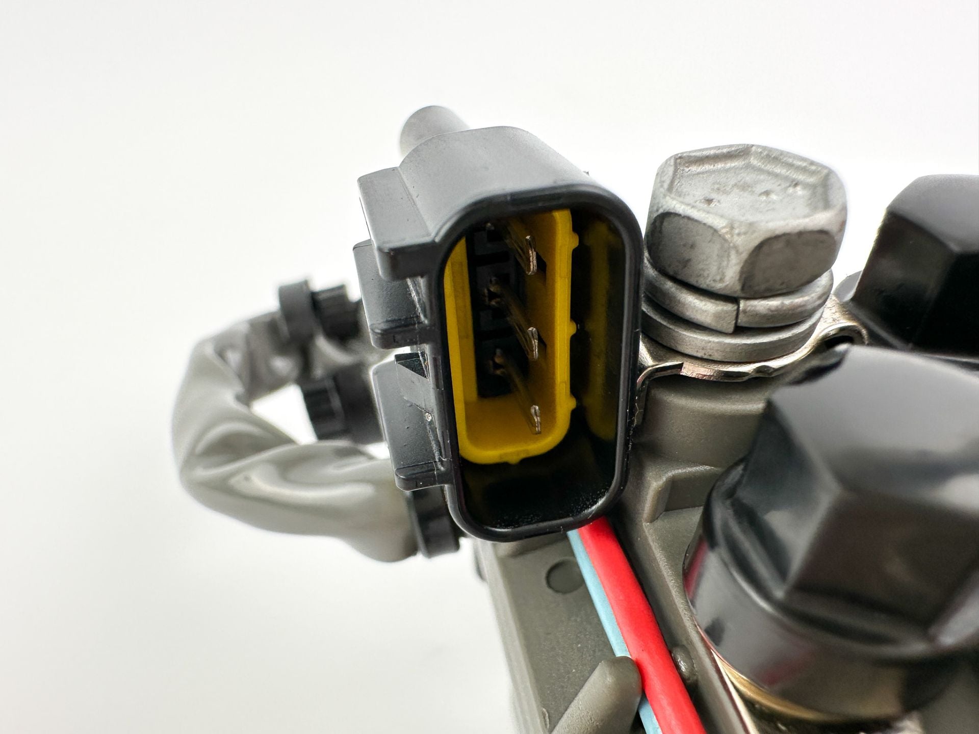 2019 Yamaha 250 HP 4 Stroke Outboard Trim Tilt Relay 6AW-81950-00-00 OEM