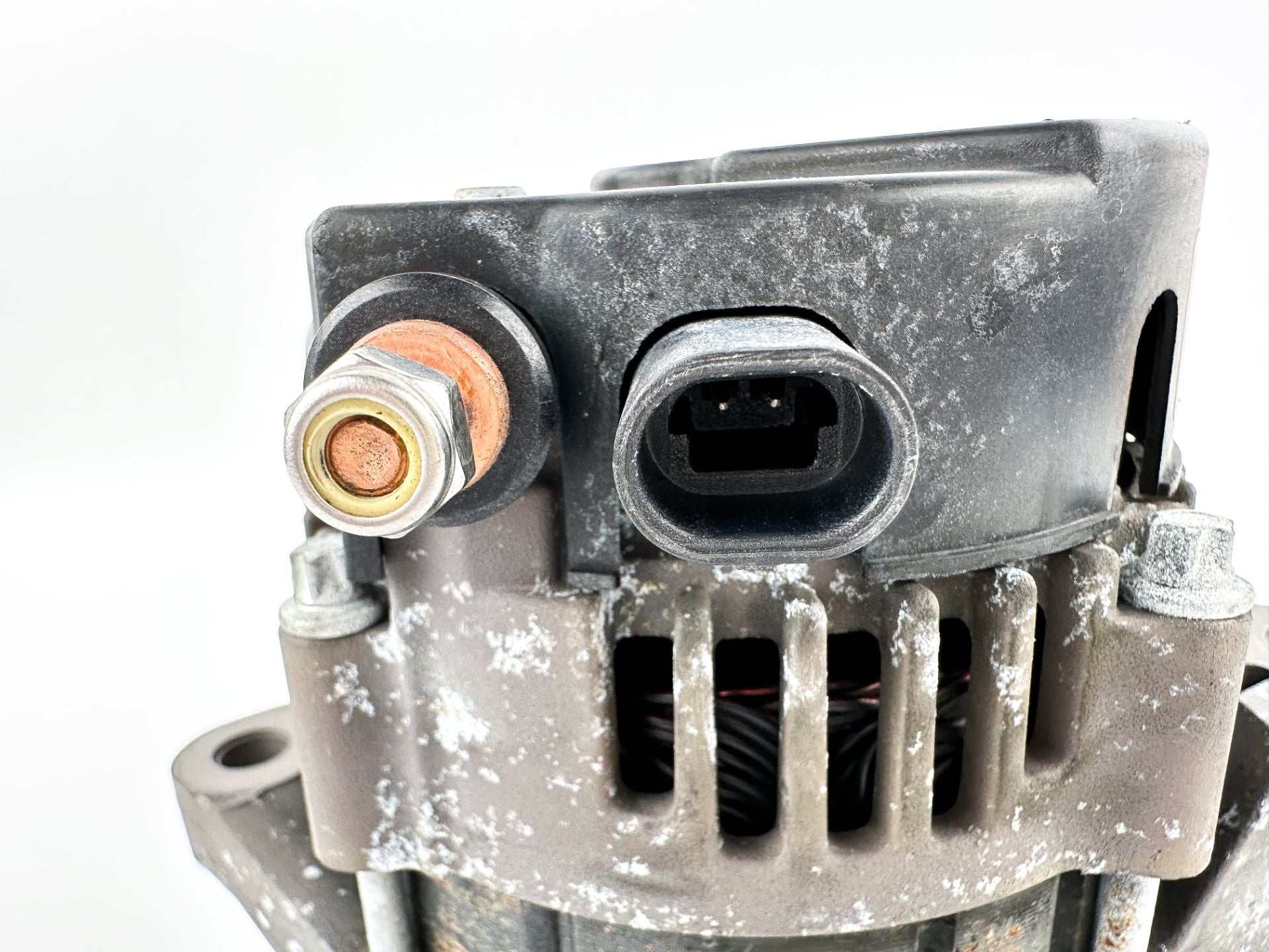 2005 Mercury 225 HP 2 Stroke Outboard Alternator 881247A1 OEM