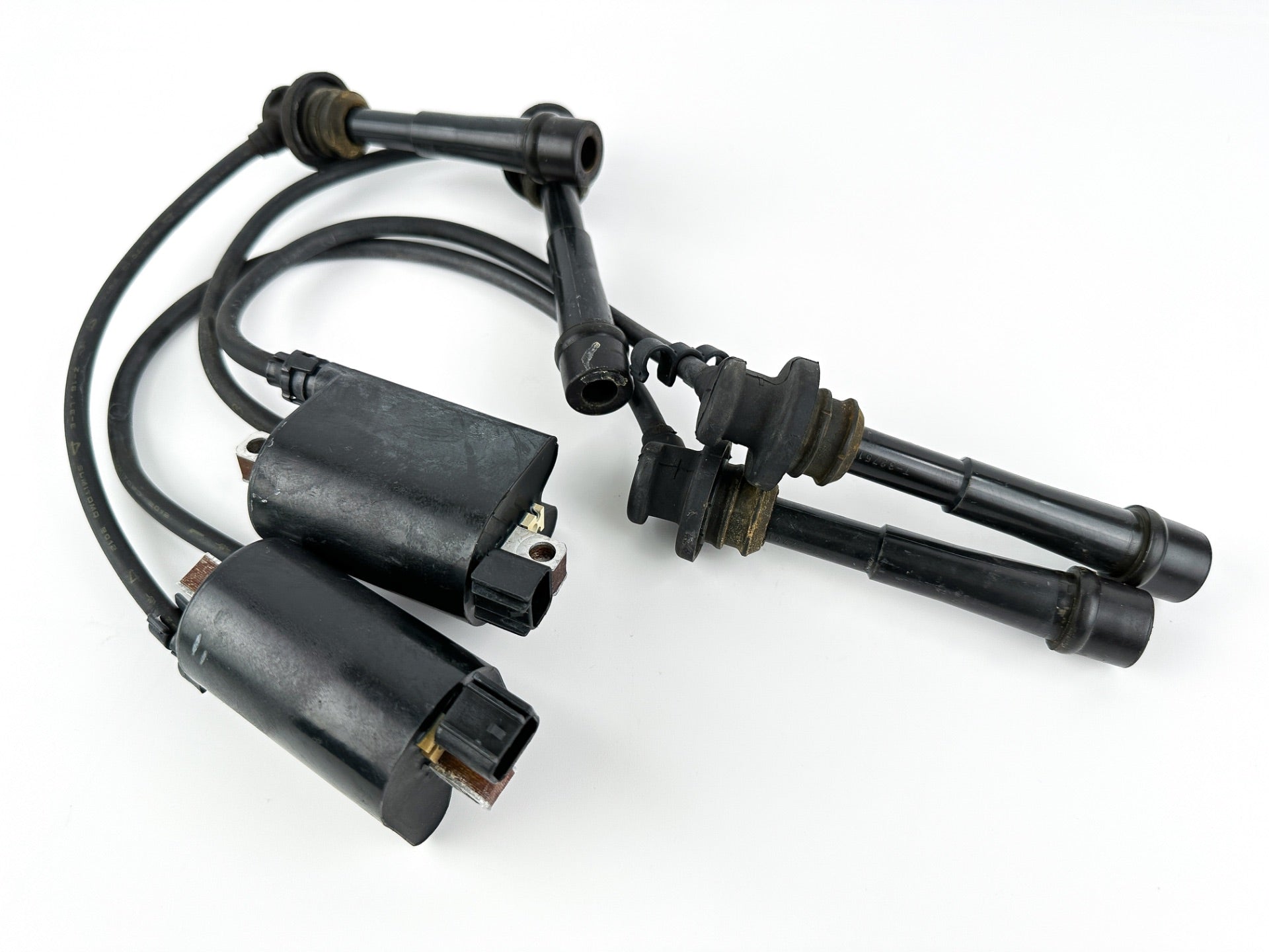 2013 Suzuki 140 HP 4 Stroke Outboard Ignition Coil Set 33410-90J00 OEM
