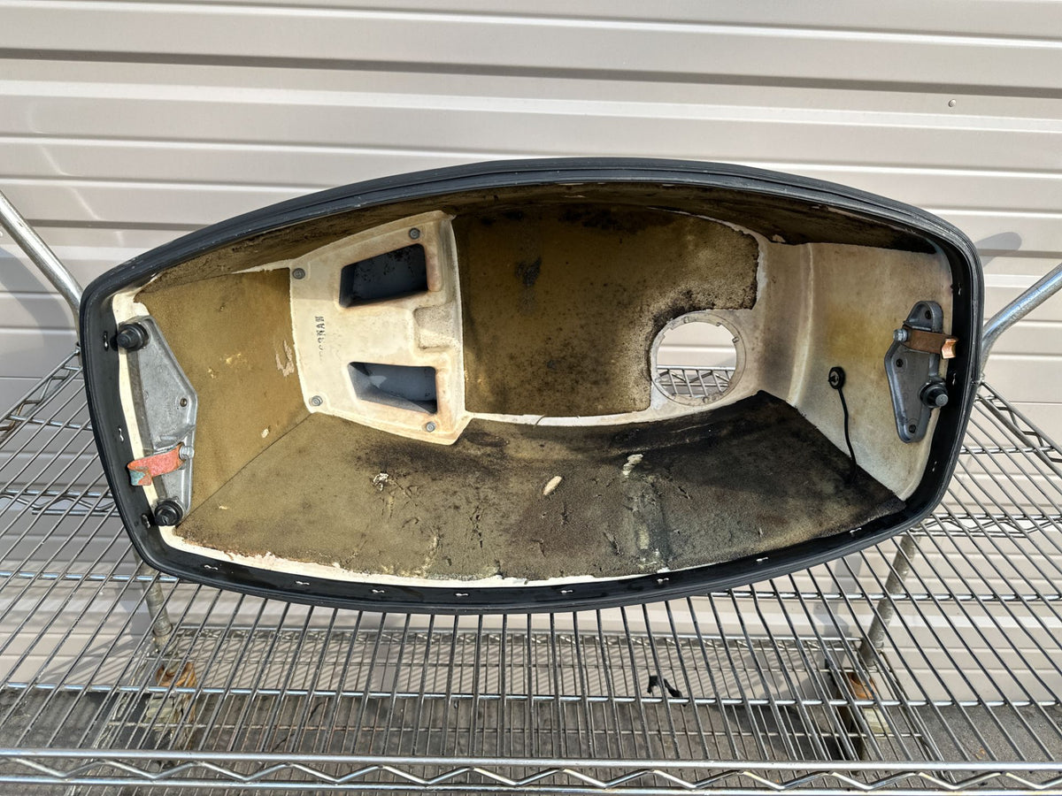 2000-2008 Yamaha 70HP 2 Stroke Outboard Top Cover Cowling Hood