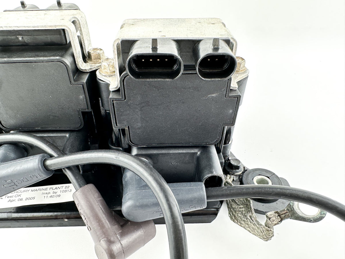 2005 Mercury 150 HP 2 Stroke Outboard Ignition Coil Set W/ Plate 856991A1 OEM