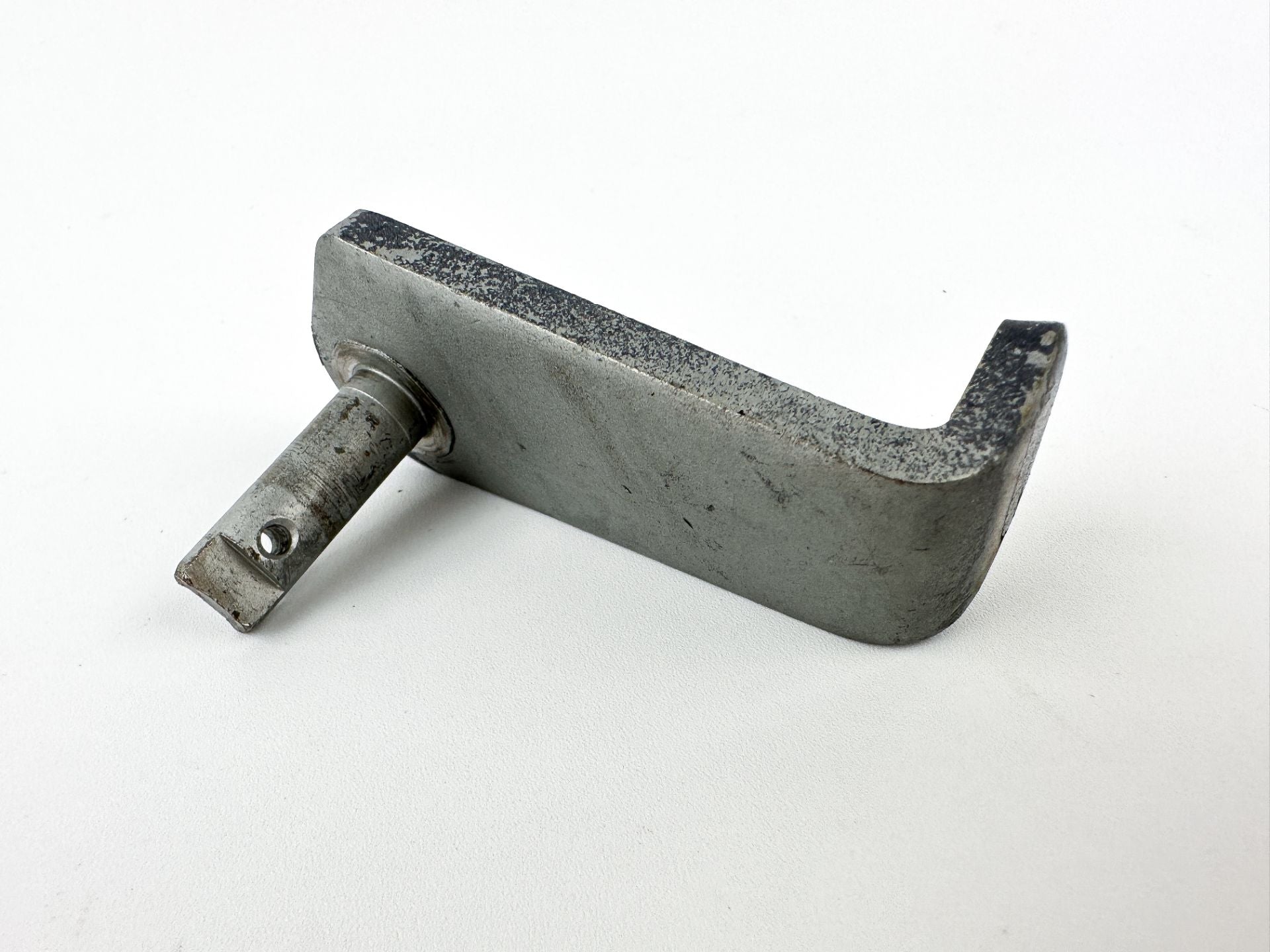 2007 Yamaha 150 HP 4 Stroke Outboard Tilt Stop Lever 6G5-43181-02-00 OEM