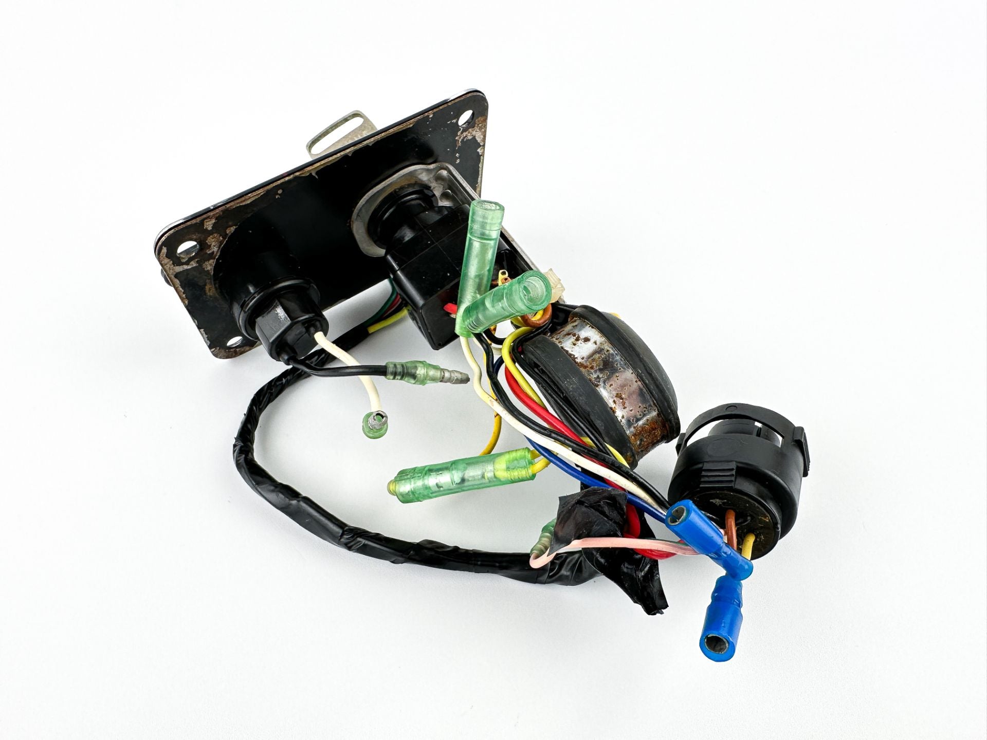 Yamaha Outboard Single Ignition Key Switch W/ Key OEM