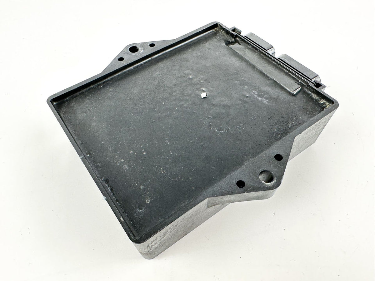 2004 Yamaha 150 HP 2 Stroke Outboard Engine Control Unit ECU 68J-8591A-20-00 OEM