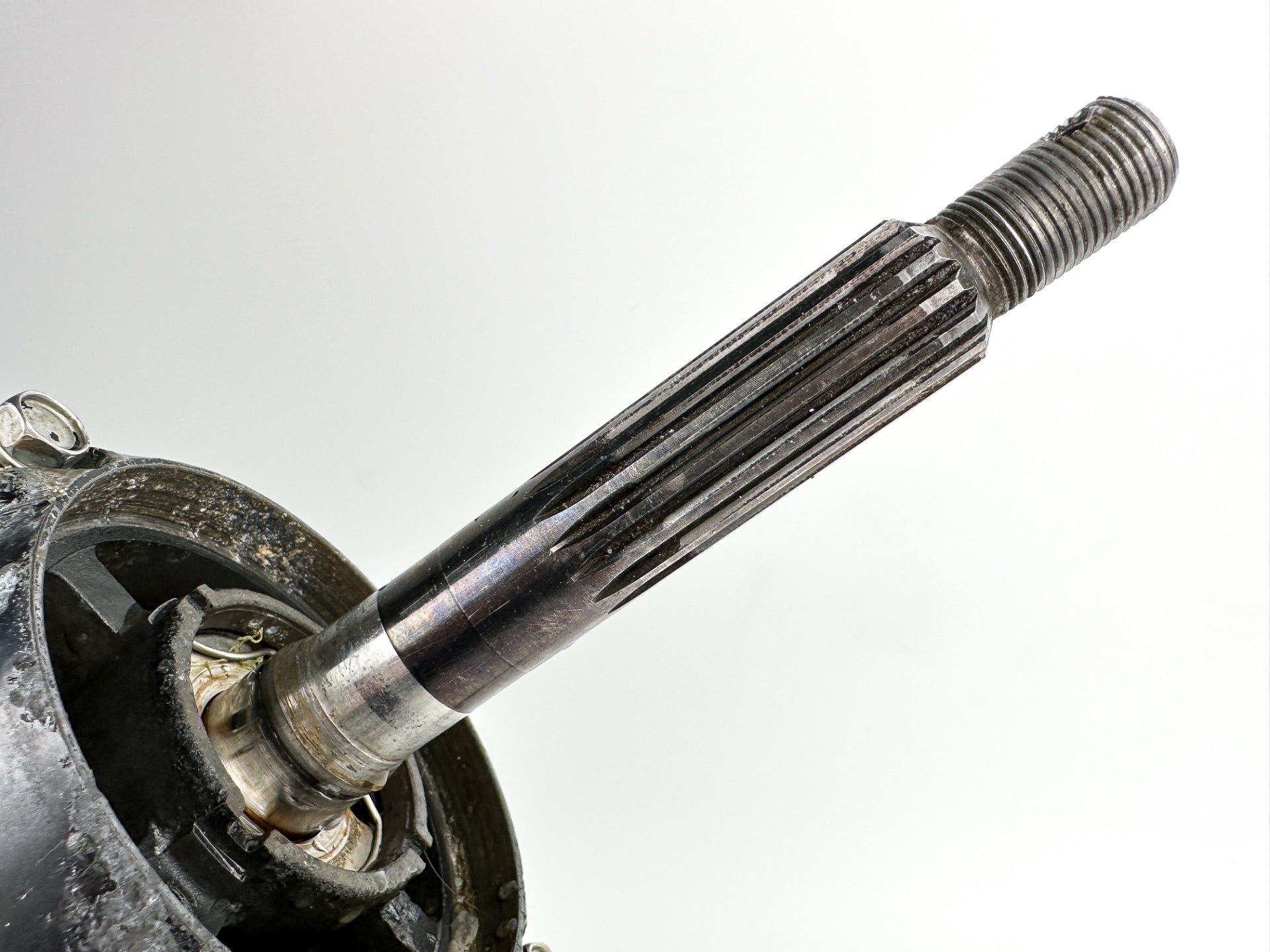 2001-18 Suzuki 115 140 HP 4 Stroke Outboard 25" XL Lower Unit Gear Case