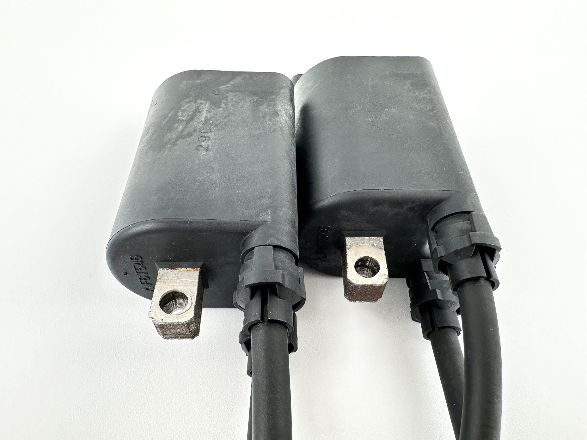 2013 Suzuki 140 HP 4 Stroke Outboard Ignition Coil Set 33410-90J00 OEM