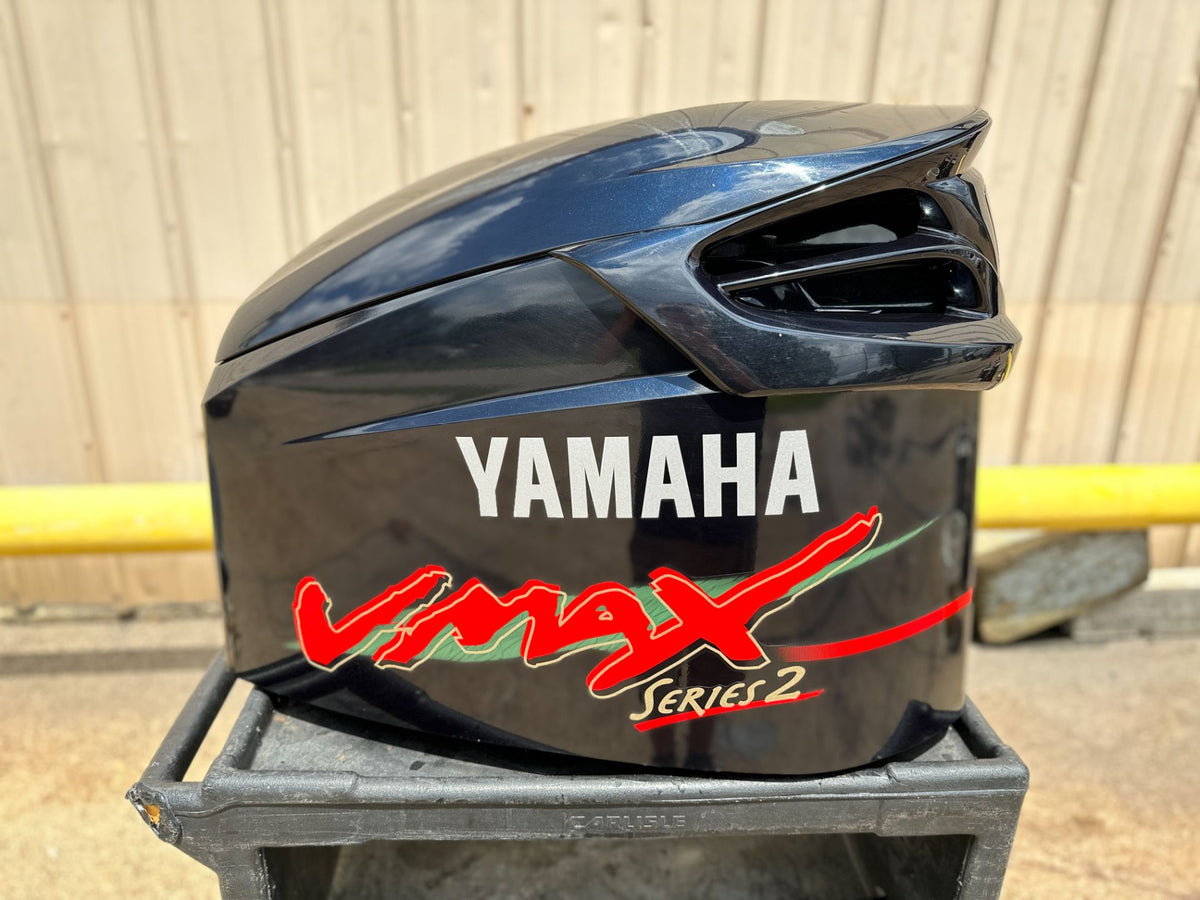 2009 Yamaha 225 HP 2 Stroke Outboard Top Cowling 60Y-42610-01-NA OEM