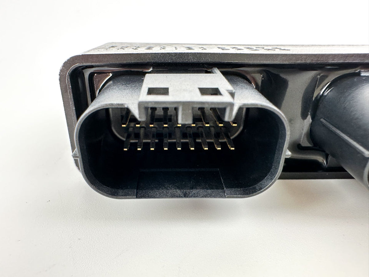 2019 Suzuki 115 HP 4 Stroke Outboard Engine Control Unit ECU 33920-92JQ1 OEM