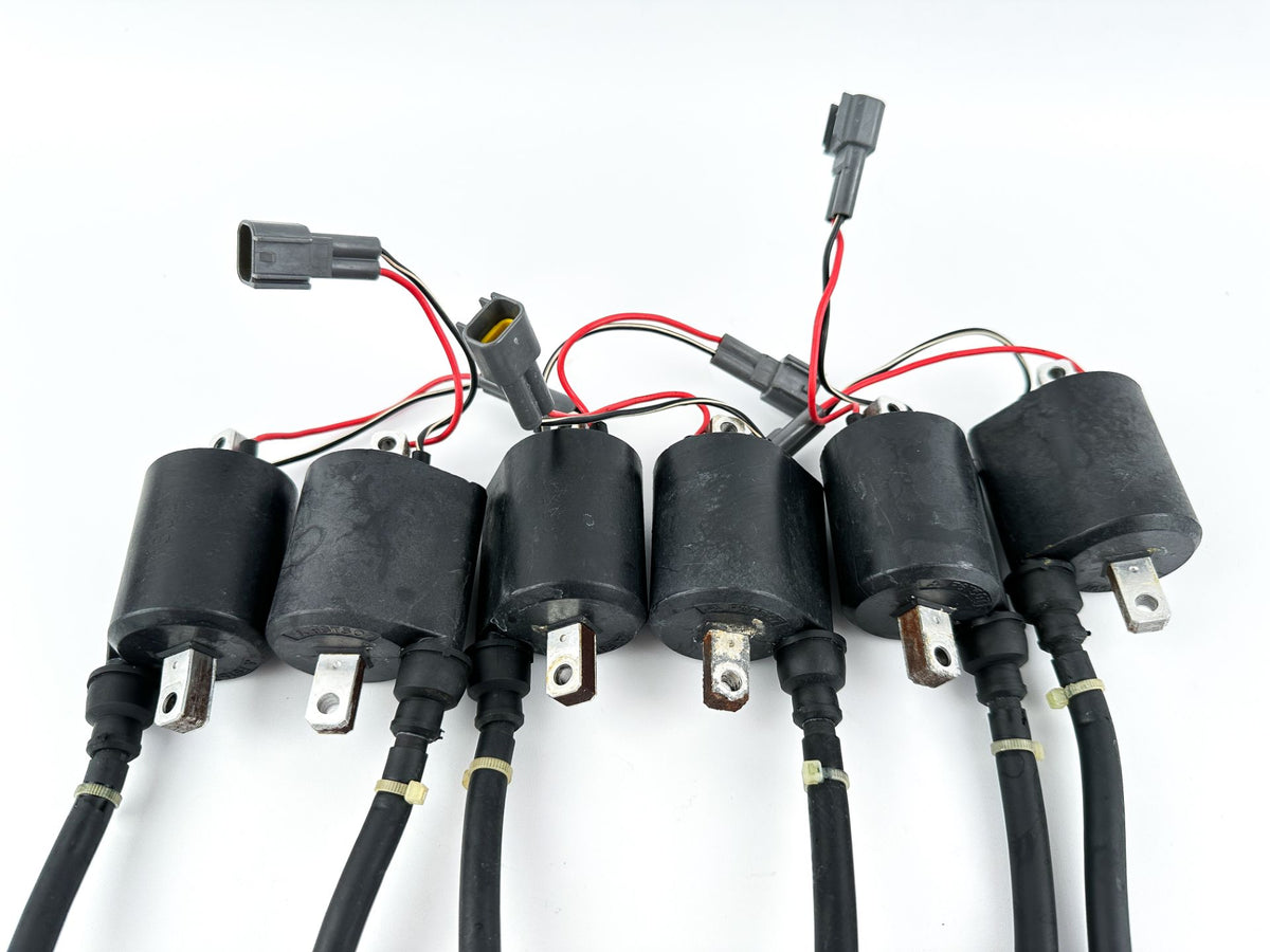 2002 Yamaha 200 HP 2 Stroke Outboard Ignition Coil Set 68F-82310-01-00 OEM