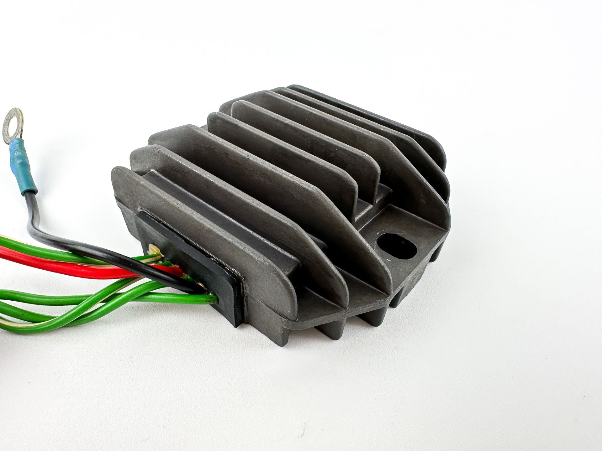 96-00 Yamaha 50HP 4 Stroke Outboard Rectifier Regulator Assembly 62Y-81960-00-00