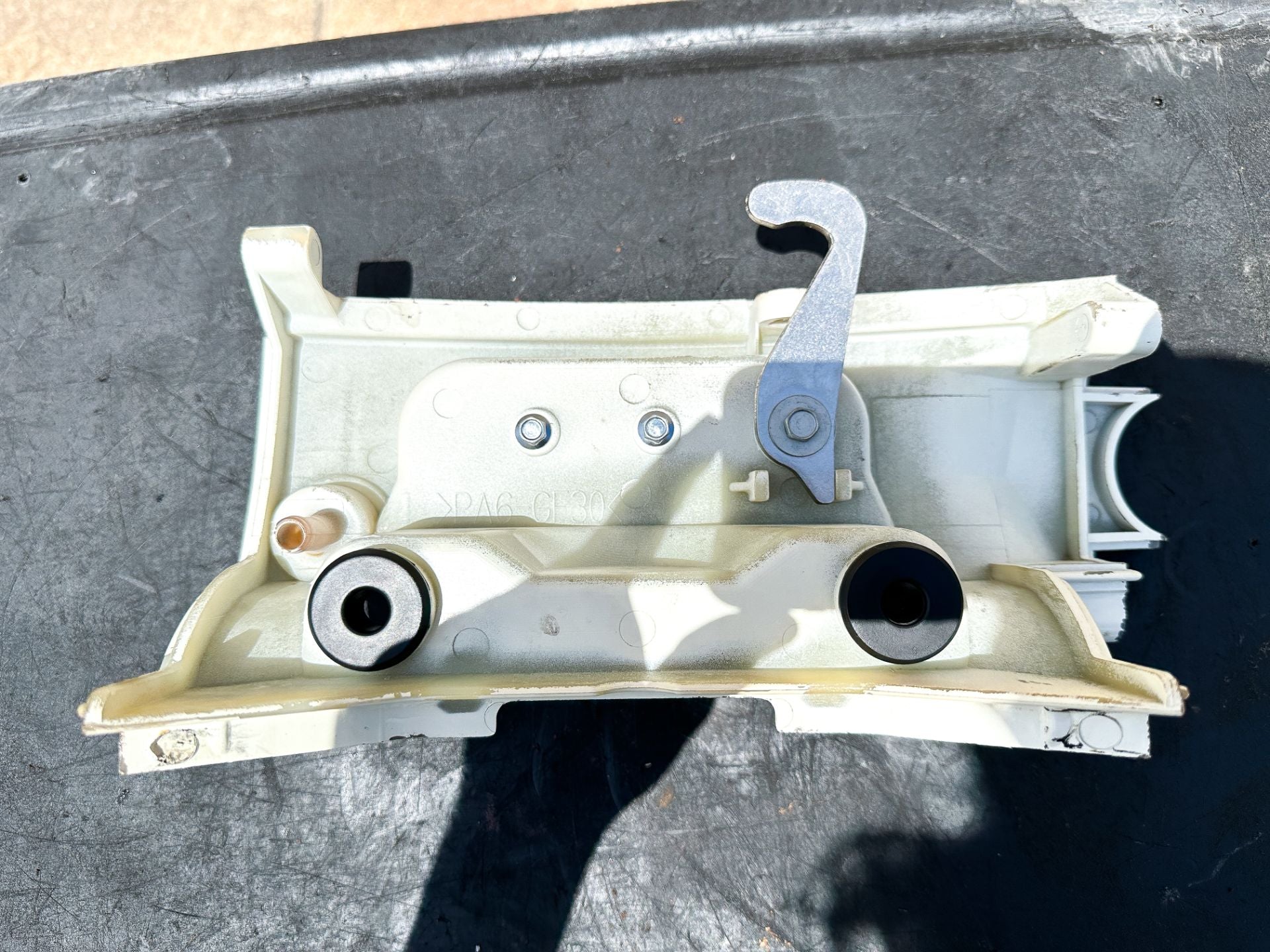 2018 Suzuki 200 HP 4 Stroke Outboard Top Cowling W/ Apron Set 61403-96810-Y5S