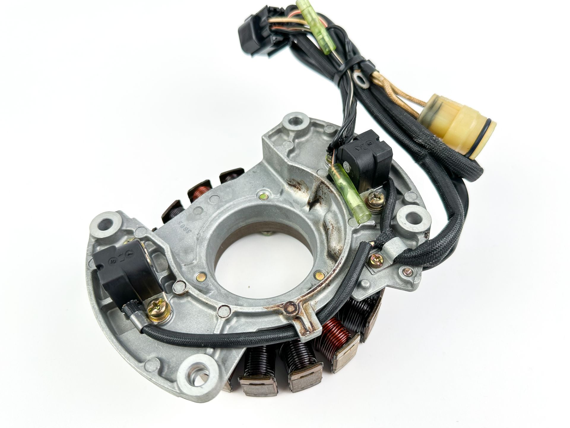 02-04 Yamaha 75 80 90 100 HP 4 Stroke Outboard Pulser Base Stator Assembly 67F-85560-01-00