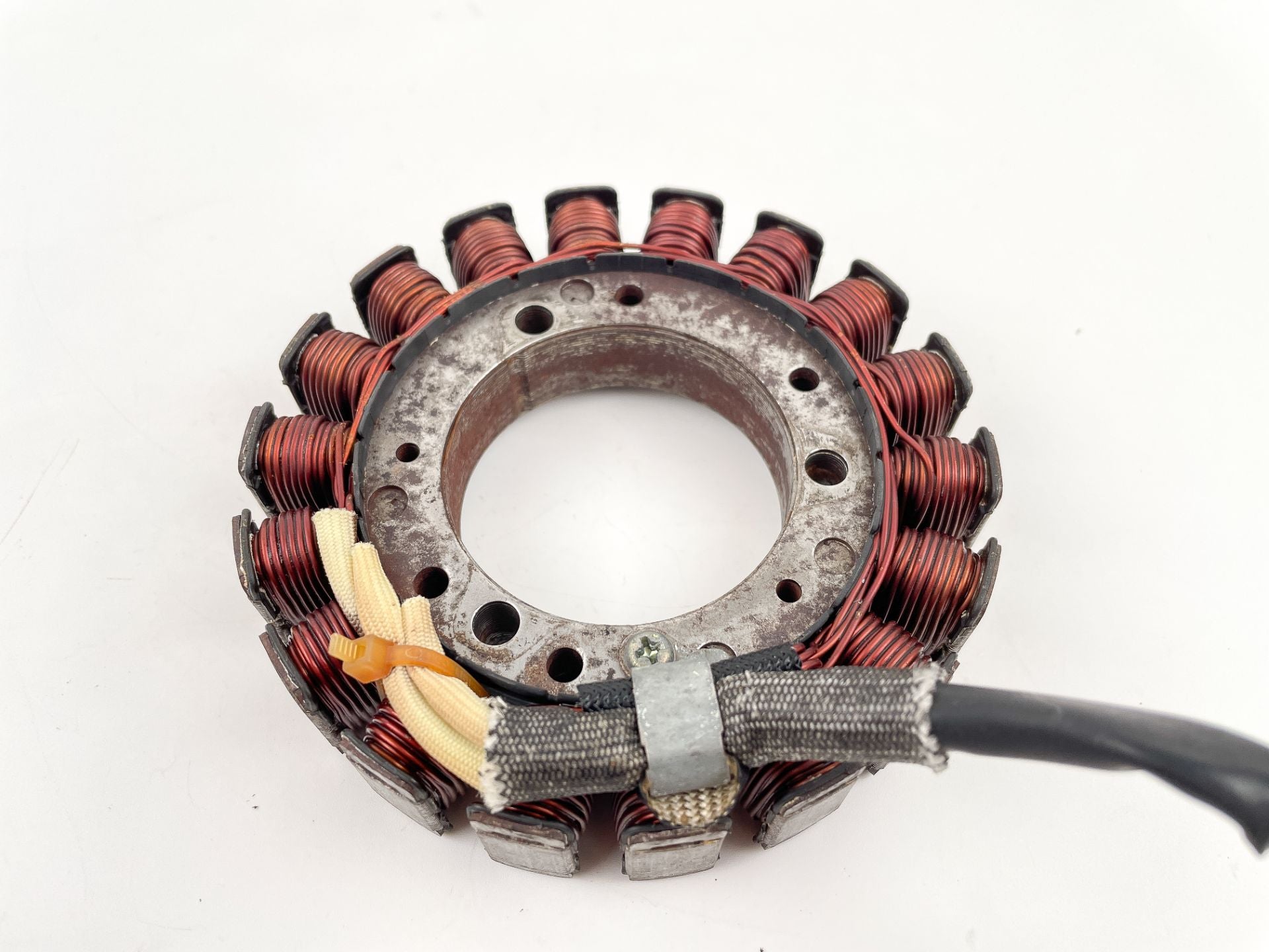 2002 Suzuki 40 HP 4 Stroke Outboard Stator Assembly 32120-87J10 OEM