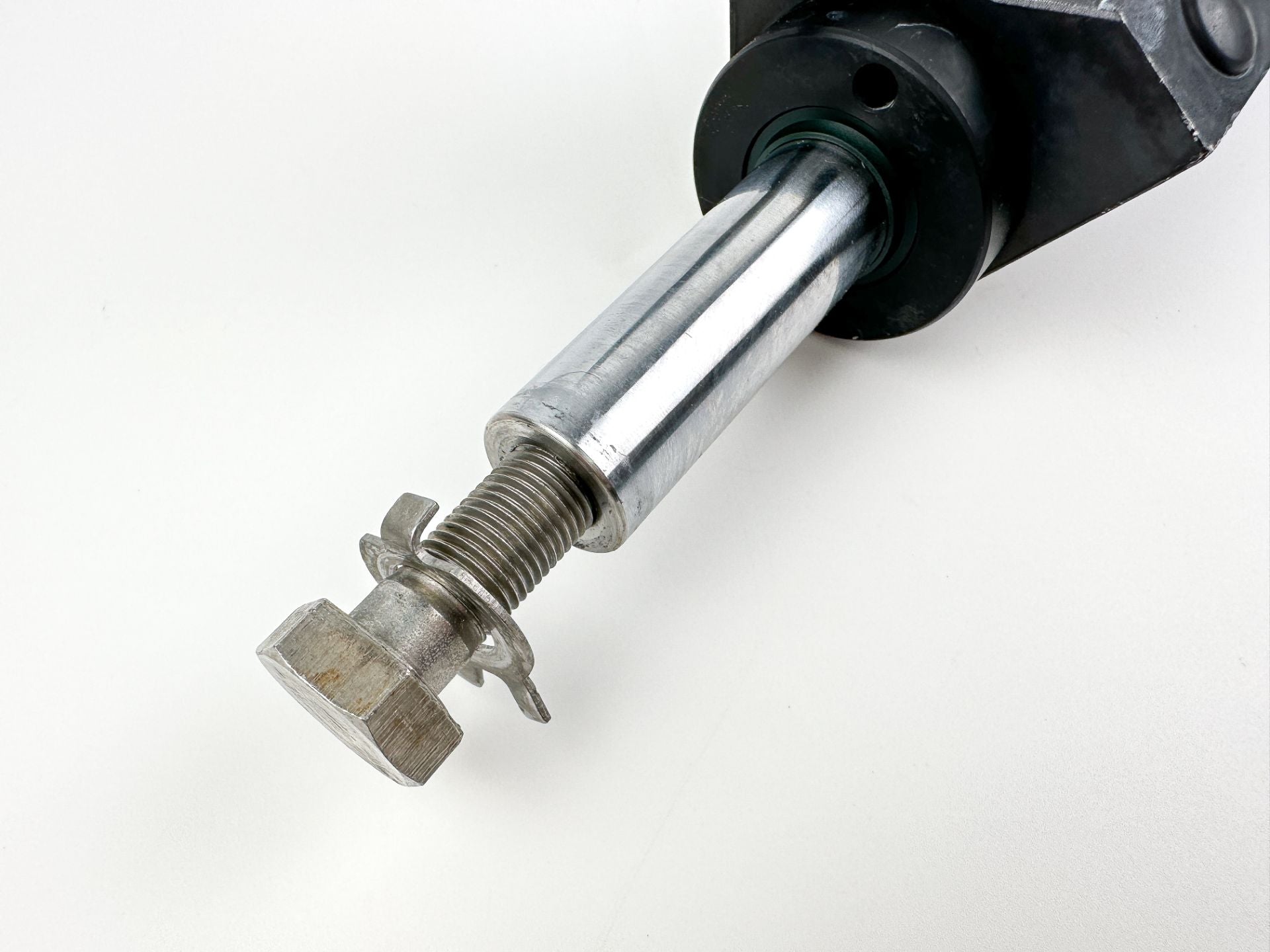 UltraFlex Outboard Hydraulic Cylinder Assembly UC128/1
